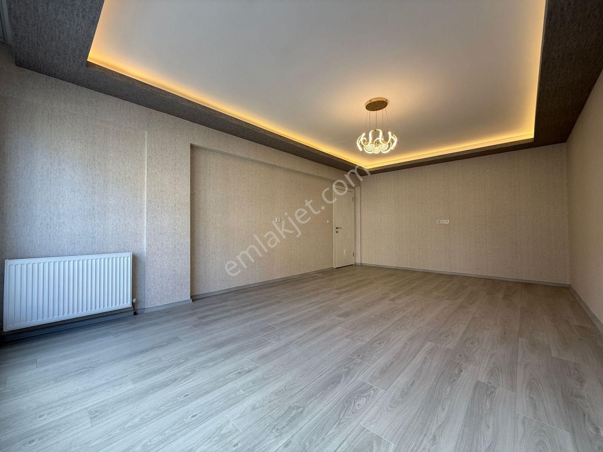 İstasyon Emlak'tan Merkezi Konum'da 3+1 1.arakatta Kombi Petek Cam Balkonlu Satılık Daire - Görsel 11