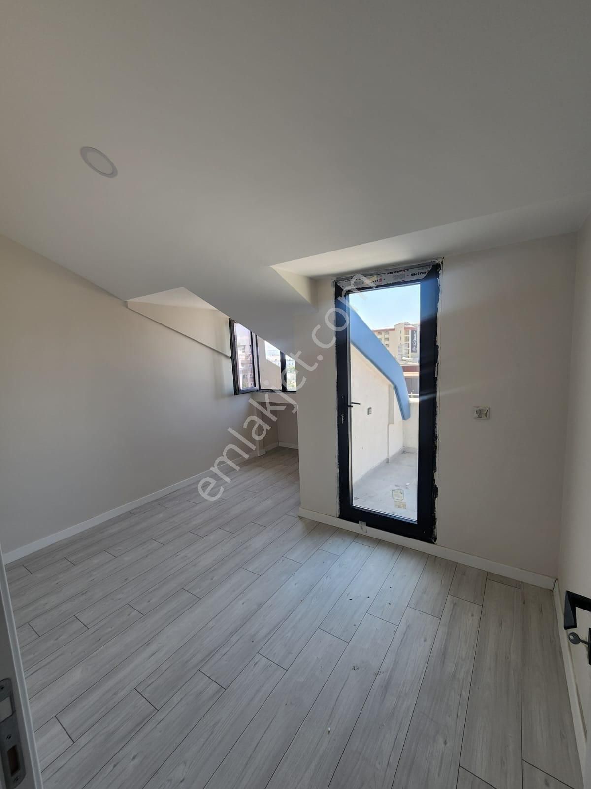 Büyükçekmece Fatih Mahallesi Albatros Satılık Dubleks - Görsel 2