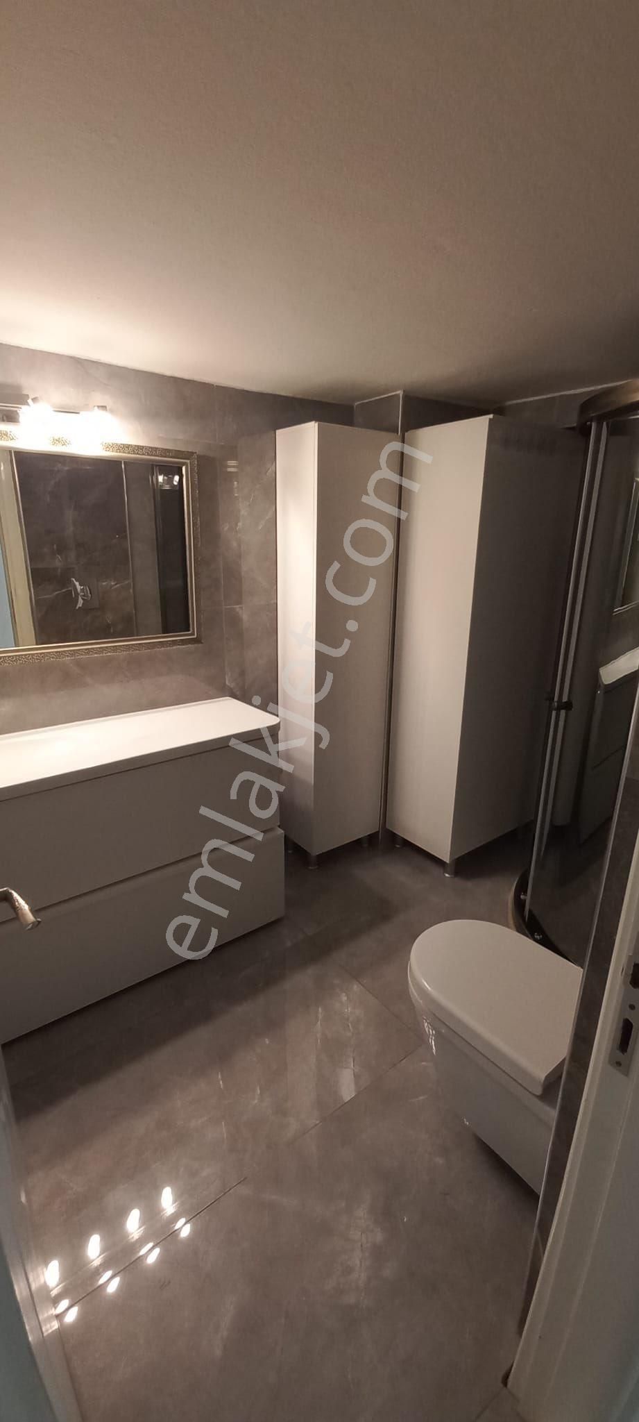 Mithatpaşa Cad.üzeri Ön Cephe Satılık 2+1 Daire - Görsel 14