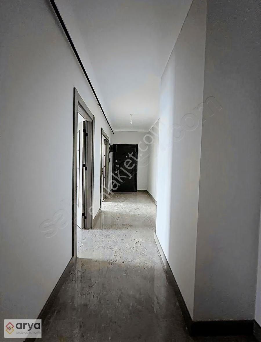 Marmara Has. Metro Karşısı Site İçerisinde Kiralık Sıfır 4+1 - Görsel 6