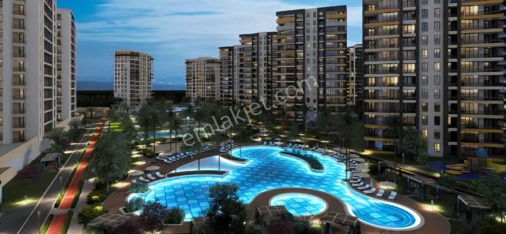 Lüks Sitede 132 M2 / 2+1 Daire