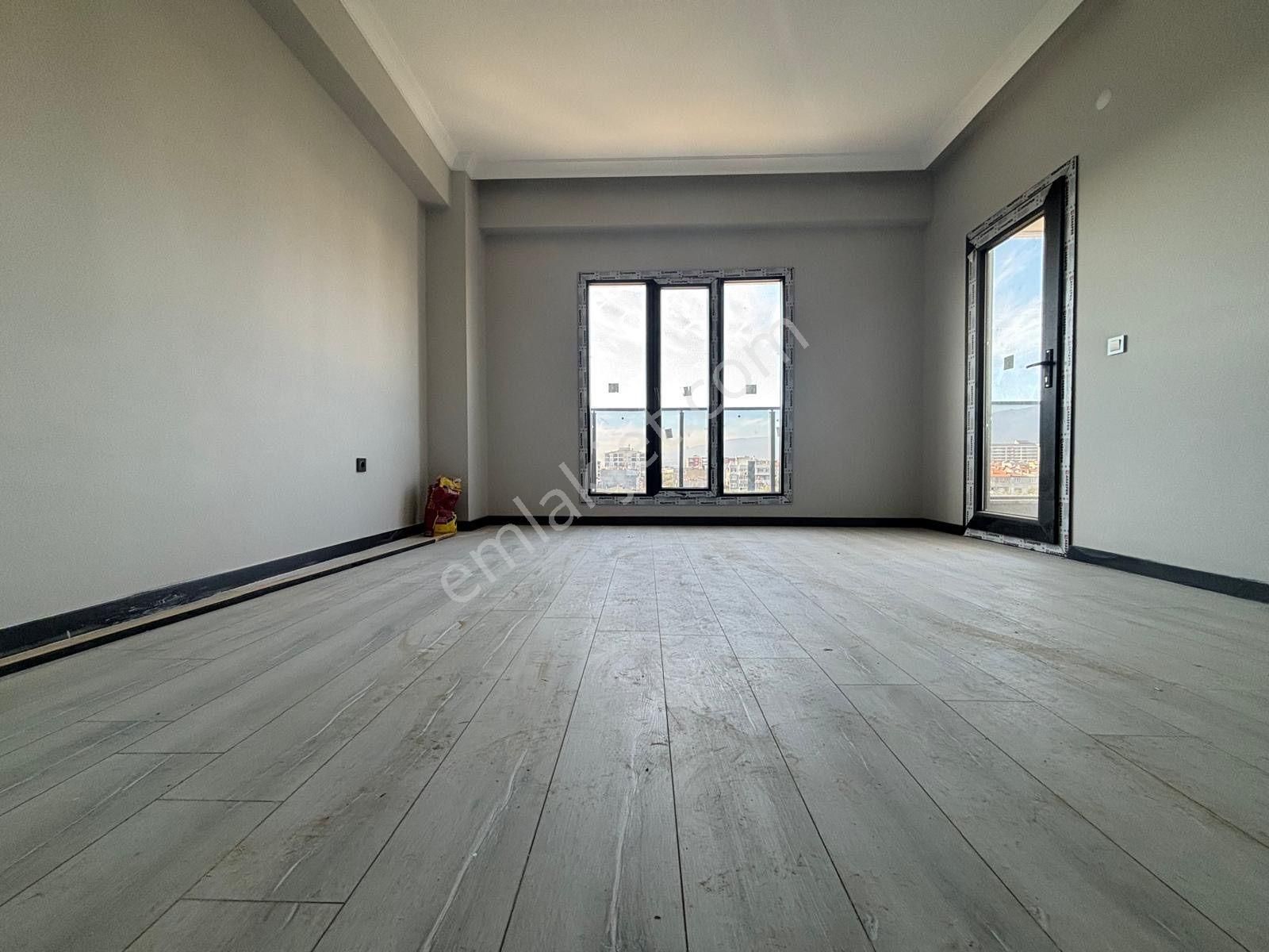 Mera Emlaktan Kadıköy Mh. Y. Isıtmalı 3+1 Sıfır Ultralüx Daire - Görsel 17
