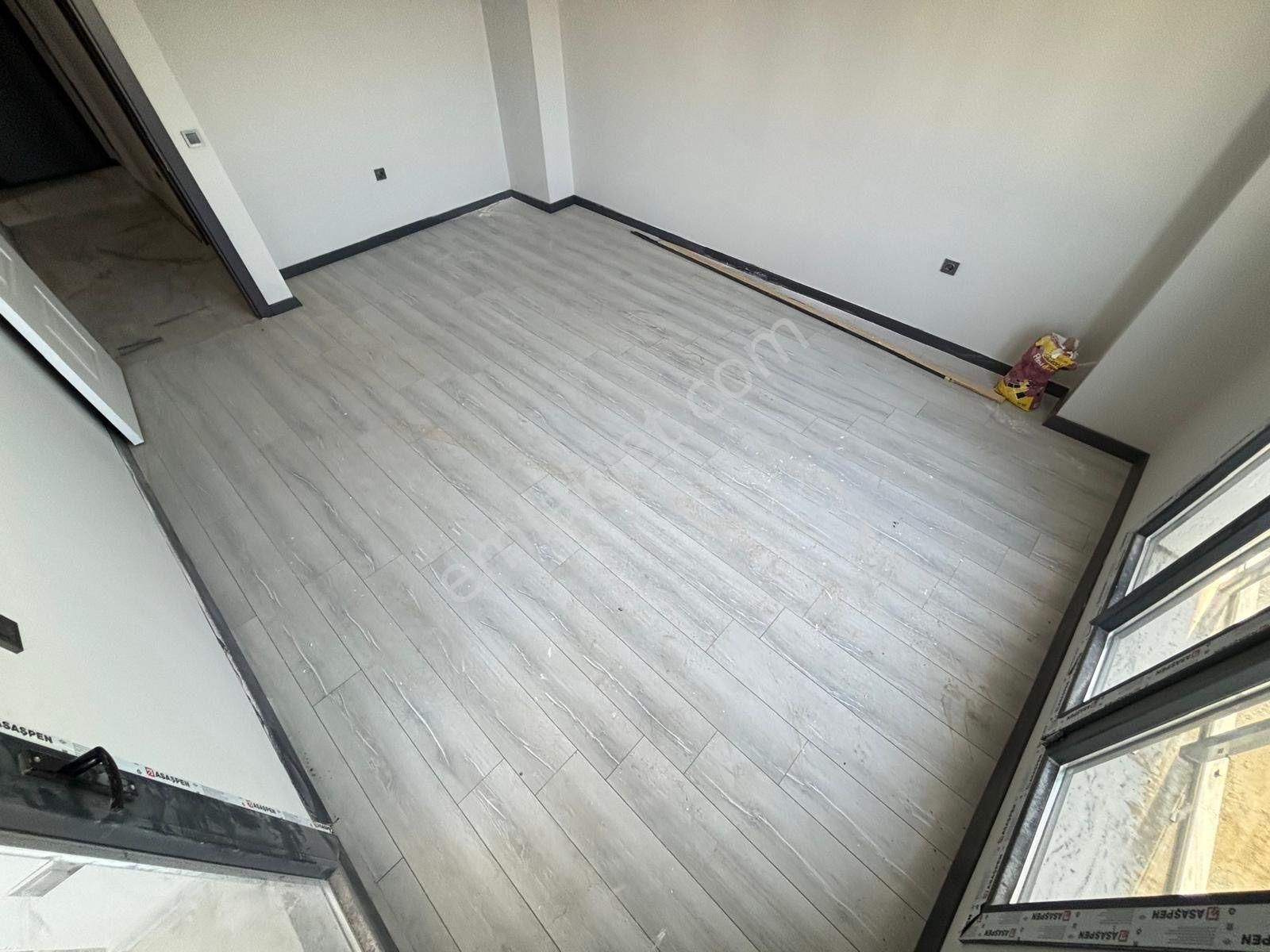 Mera Emlaktan Kadıköy Mh. Y. Isıtmalı 3+1 Sıfır Ultralüx Daire - Görsel 24