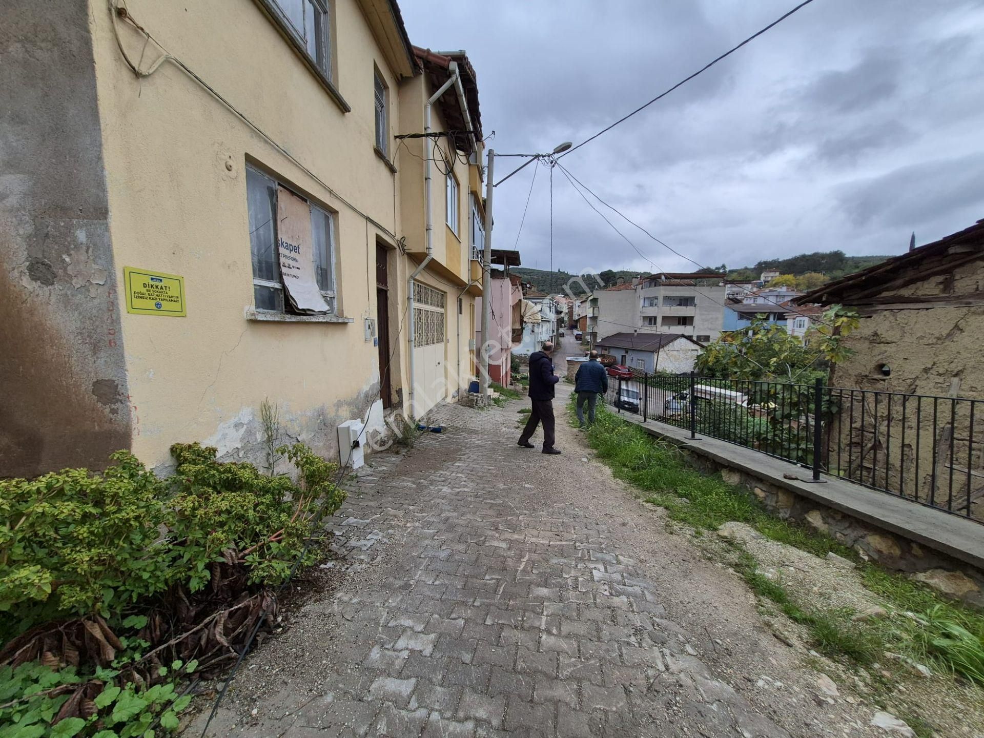 C21 Cius; Engücük'te Doğalgaz-elektrik-su Abonelikli Köy Evi - Görsel 5