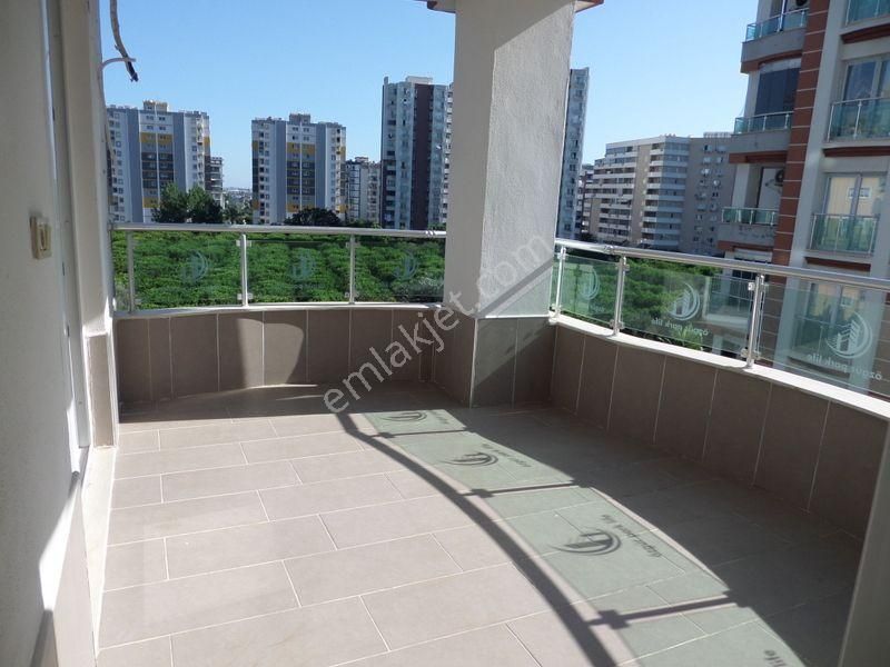 Havuzlu Sit. 7/24 Güv. Geniş Peyzaj Alanı Cepheler Açık - Görsel 16