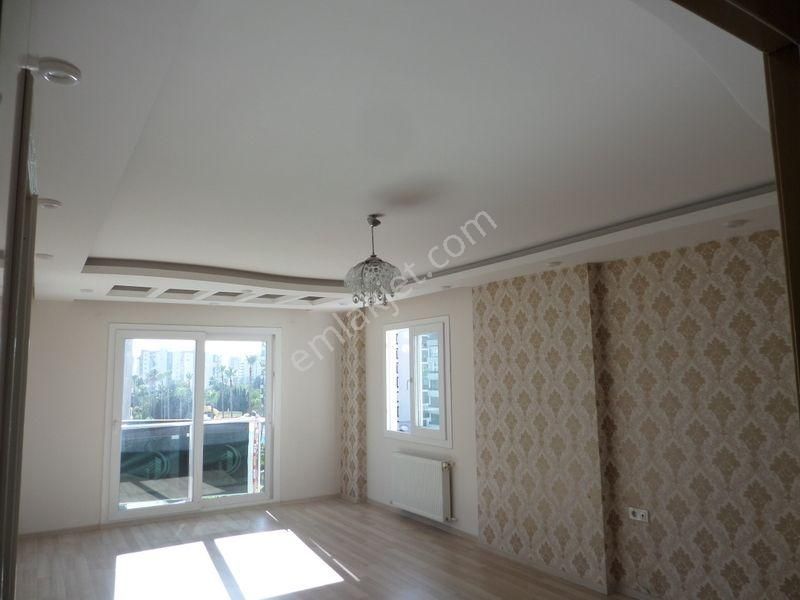 Havuzlu Sit. 7/24 Güv. Geniş Peyzaj Alanı Cepheler Açık - Görsel 4