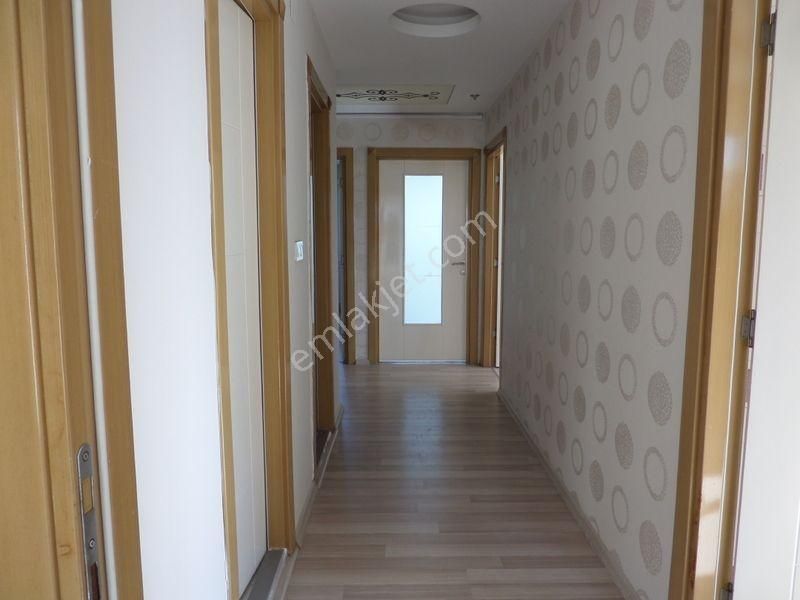 Havuzlu Sit. 7/24 Güv. Geniş Peyzaj Alanı Cepheler Açık - Görsel 30