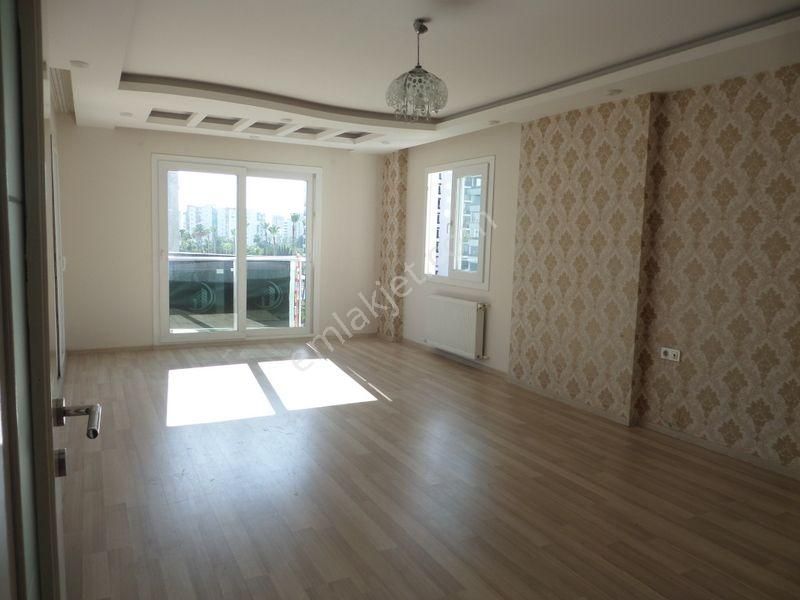 Havuzlu Sit. 7/24 Güv. Geniş Peyzaj Alanı Cepheler Açık - Görsel 3