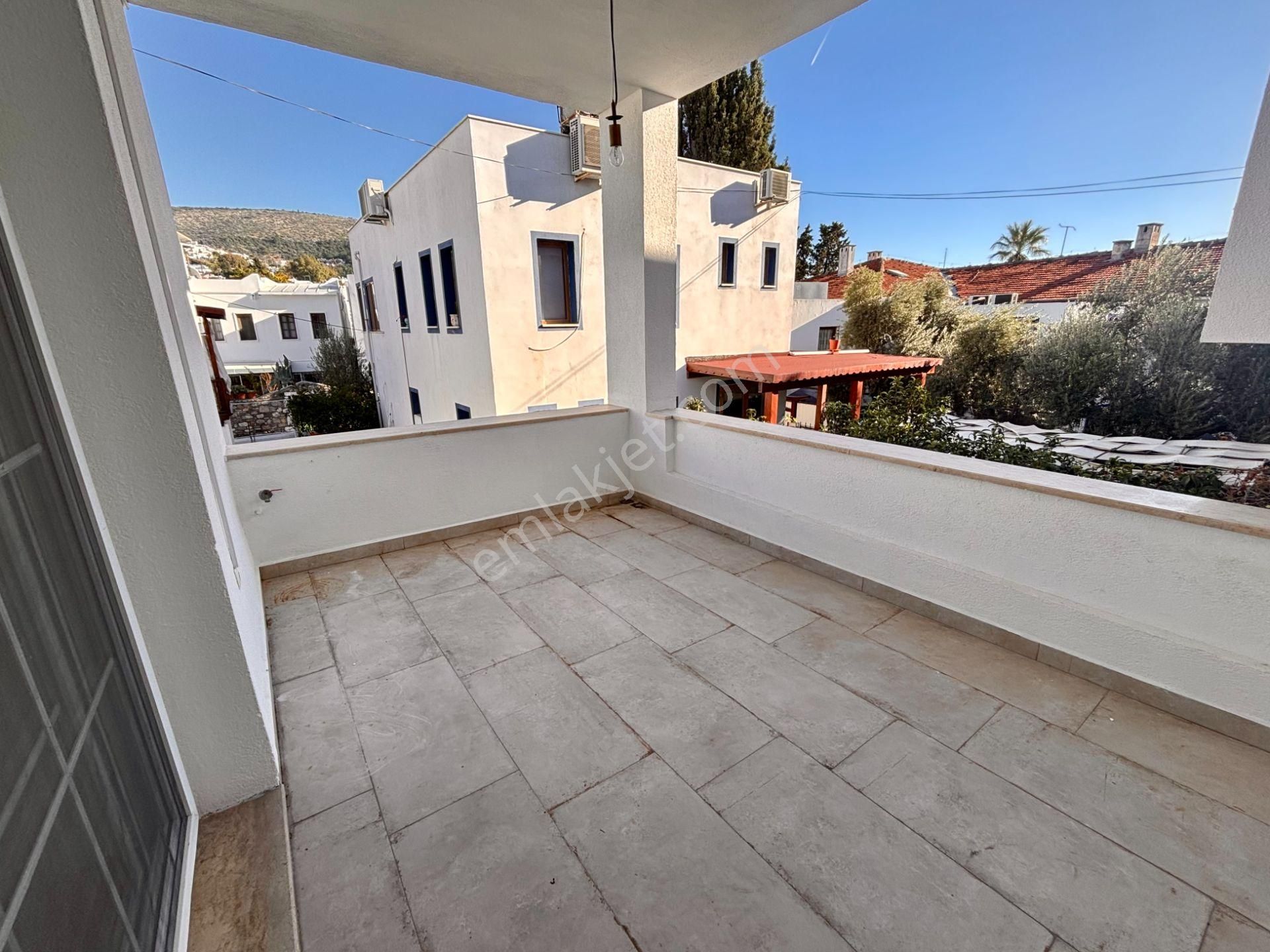 Bodrum Umurça'da Yıllık Kiralık 2+1 Daire - Görsel 30