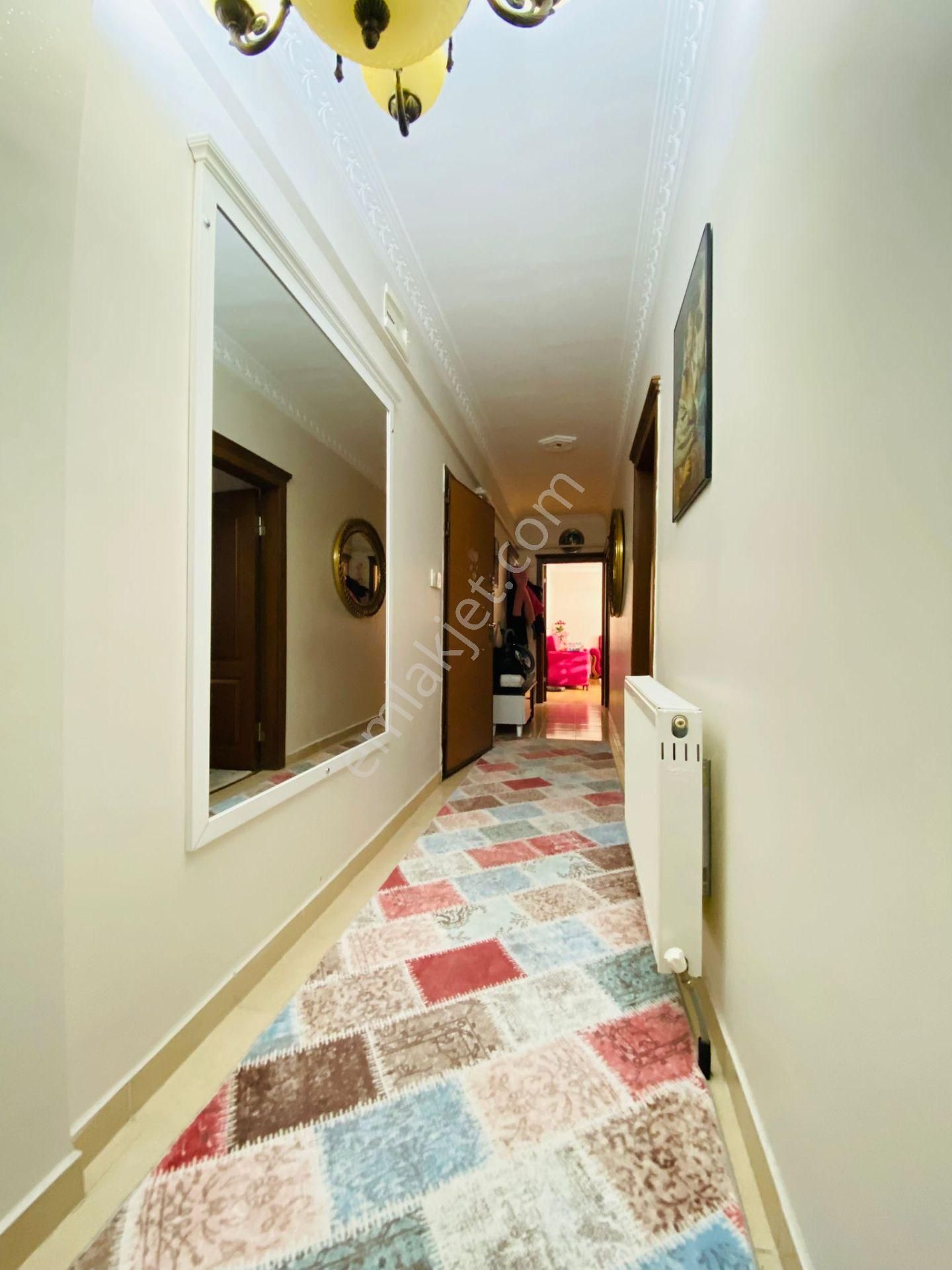 Demirlibahçe Tren İstasyonu Dibi 3+1 Yapılı Kilerli Satılık Daire !!! - Görsel 27