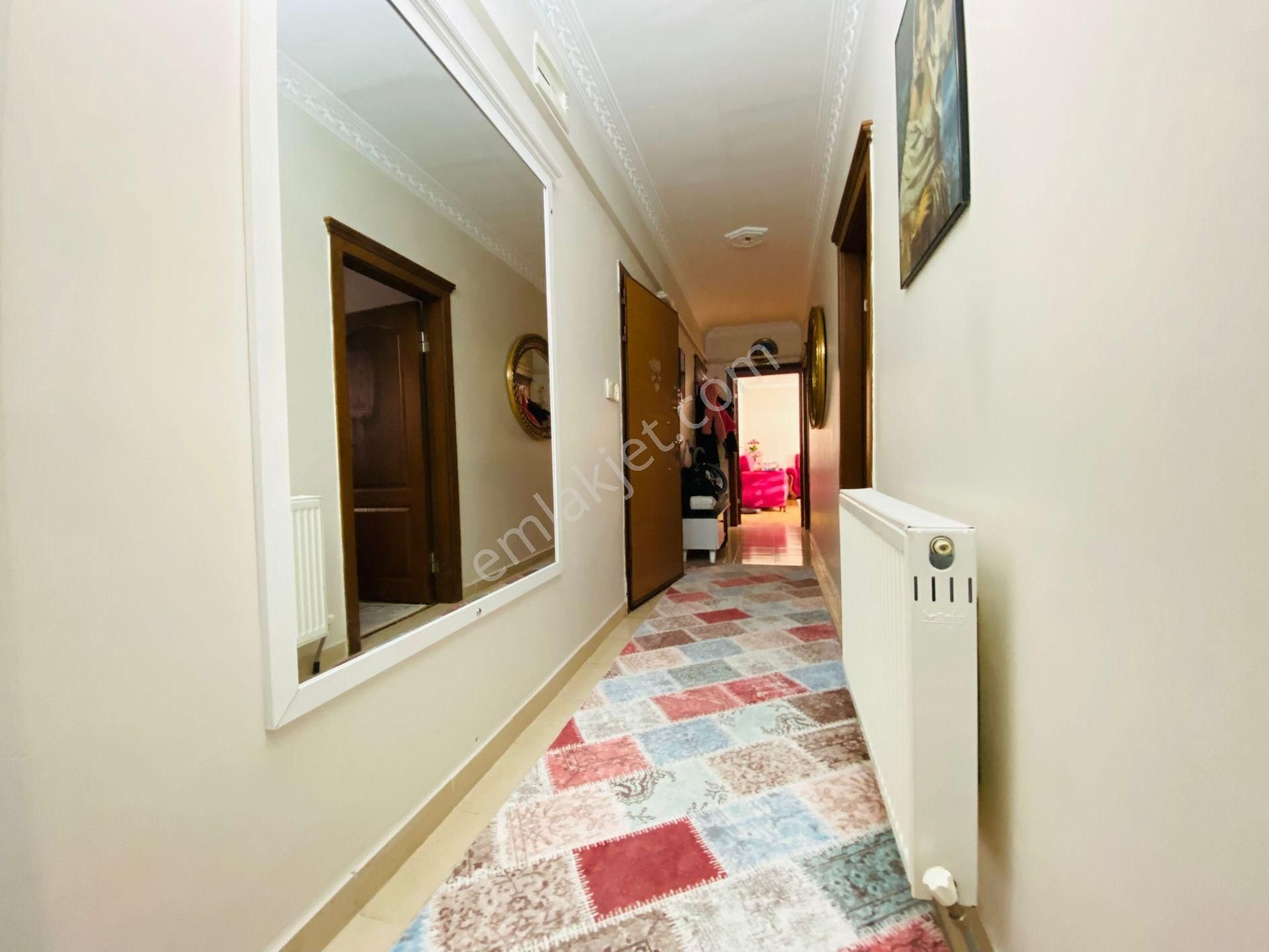 Demirlibahçe Tren İstasyonu Dibi 3+1 Yapılı Kilerli Satılık Daire !!! - Görsel 25