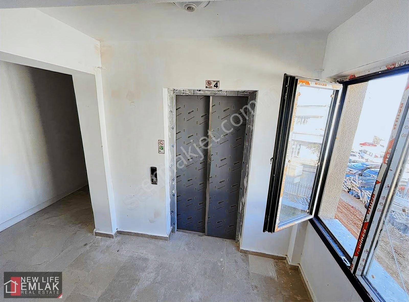 Kuşadasında Muhteşem Deniz Manzaralı 2+1 Satılık Daire - Görsel 4