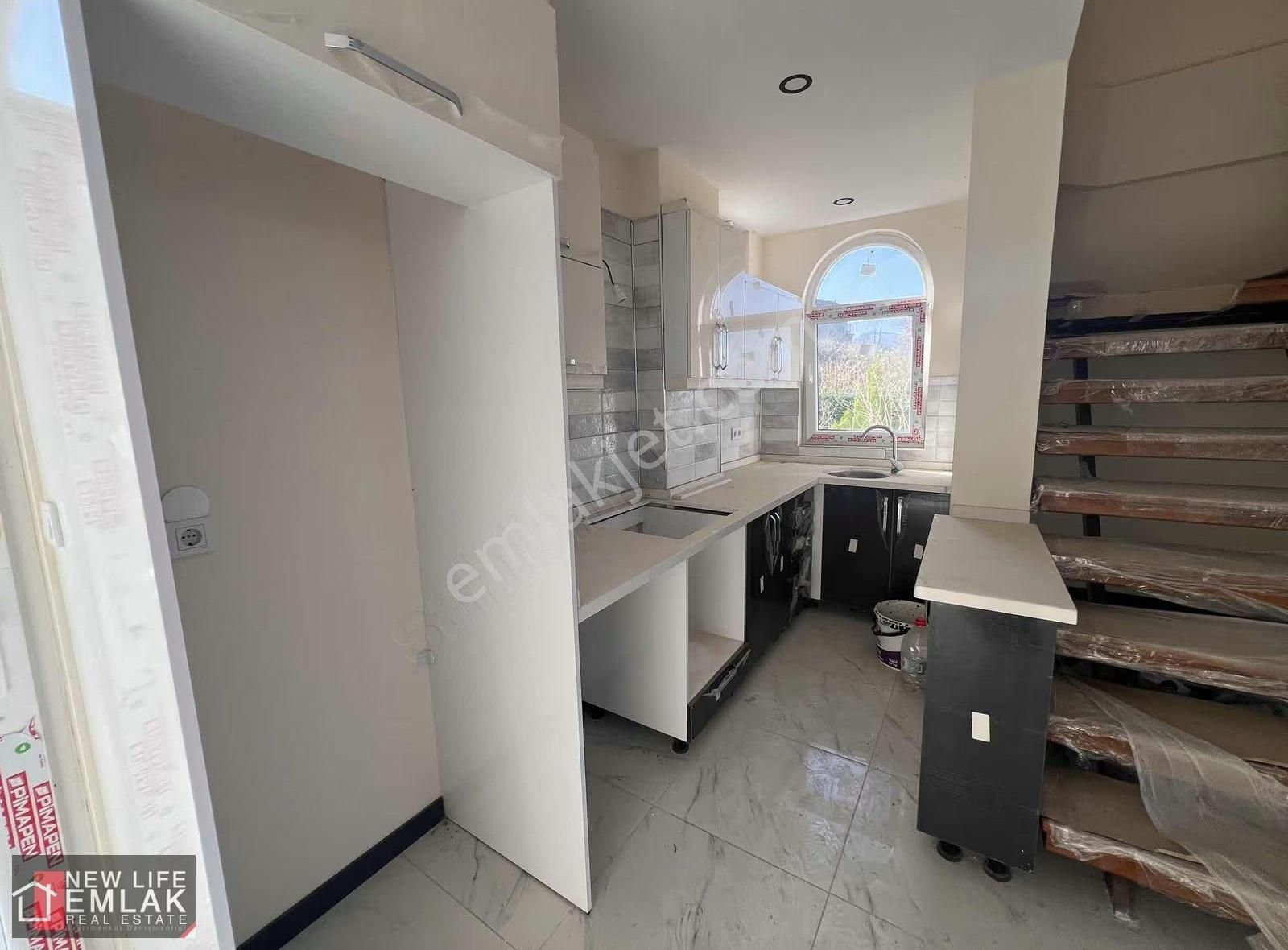 Kuşadası Davutlarda Bahçeli Ön Cephe Uygun Fiyatlı Villa - Görsel 28