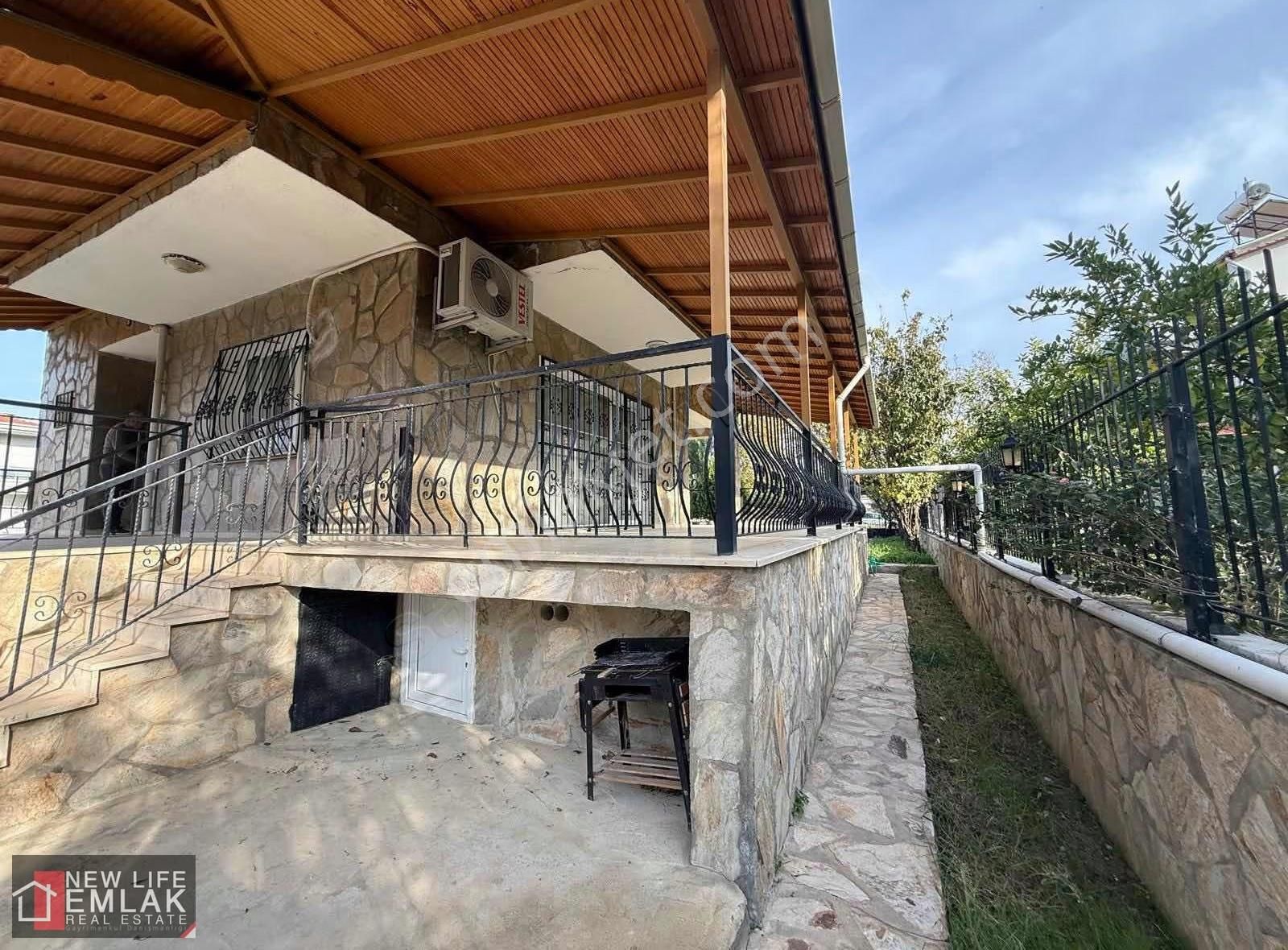 Kuşadası Davutlar Deniz Tarafında Tamamen Müstakil Villa 465m2 - Görsel 27