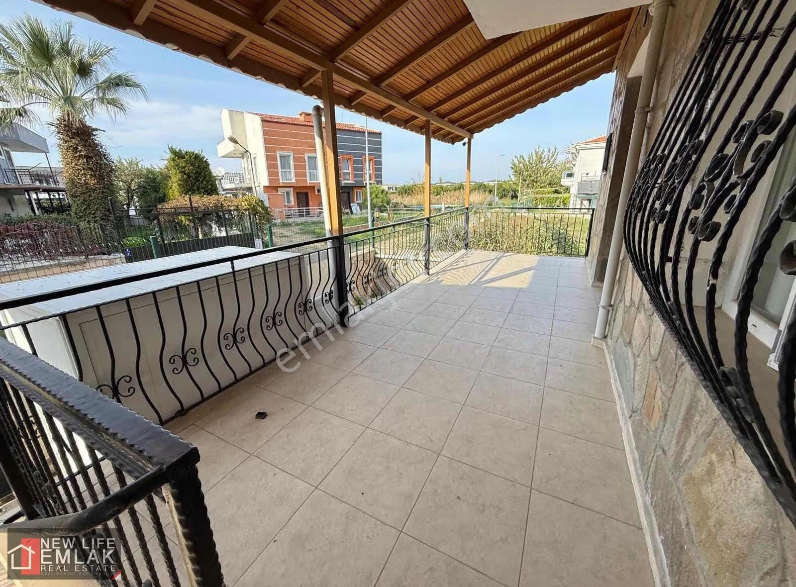 Kuşadası Davutlar Deniz Tarafında Tamamen Müstakil Villa 465m2 - Görsel 9