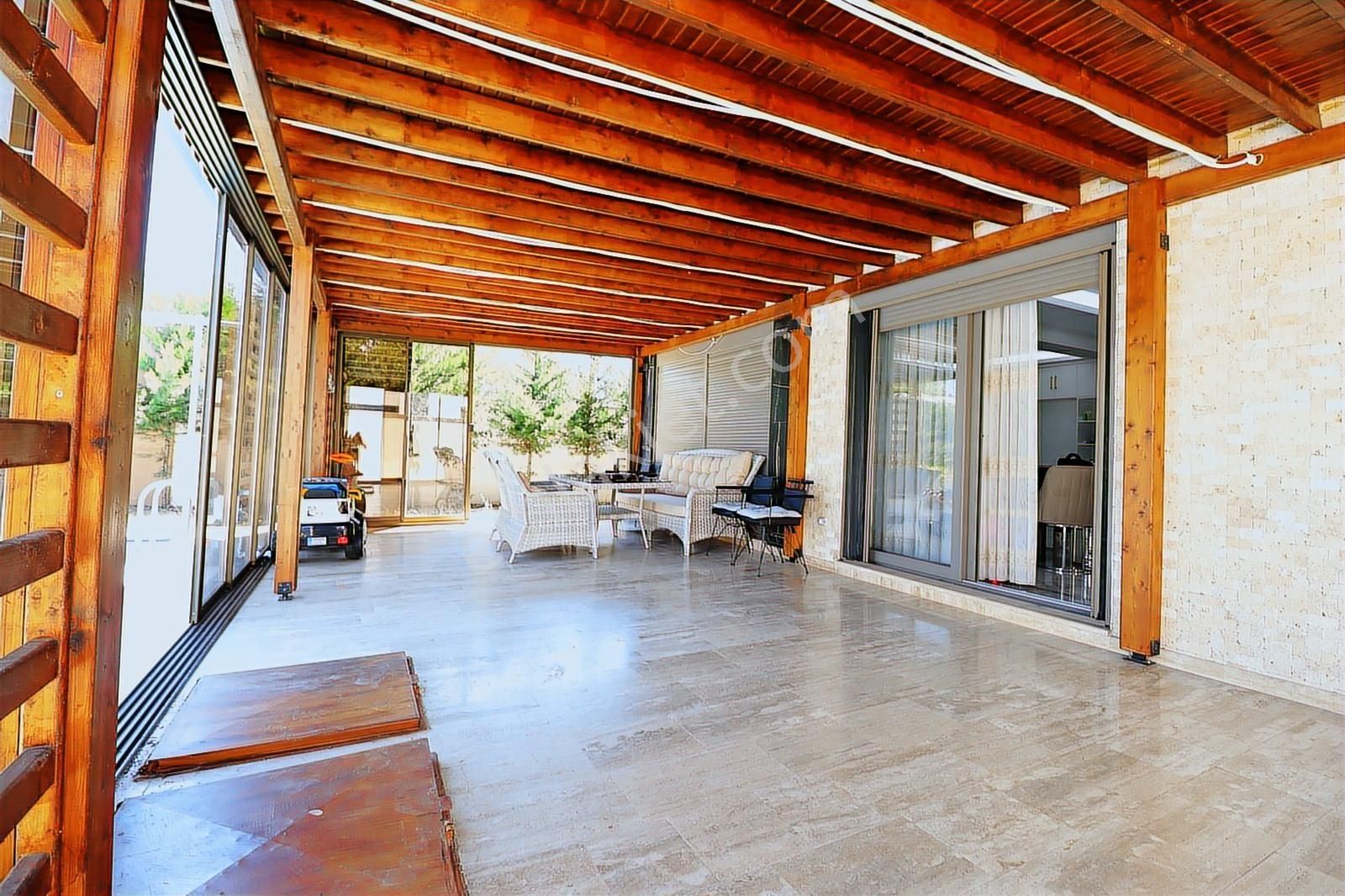 Belek'te Havuzlu Ve Saunalı 5+1 Müstakil Villa | Tekce - Görsel 4