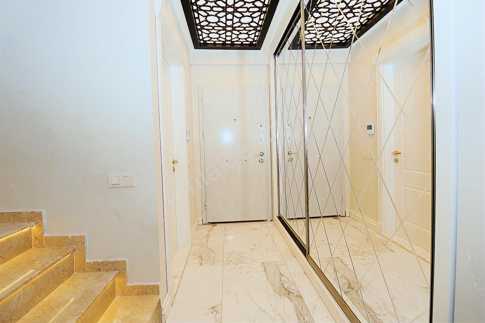 Belek'te Havuzlu Ve Saunalı 5+1 Müstakil Villa | Tekce - Görsel 3