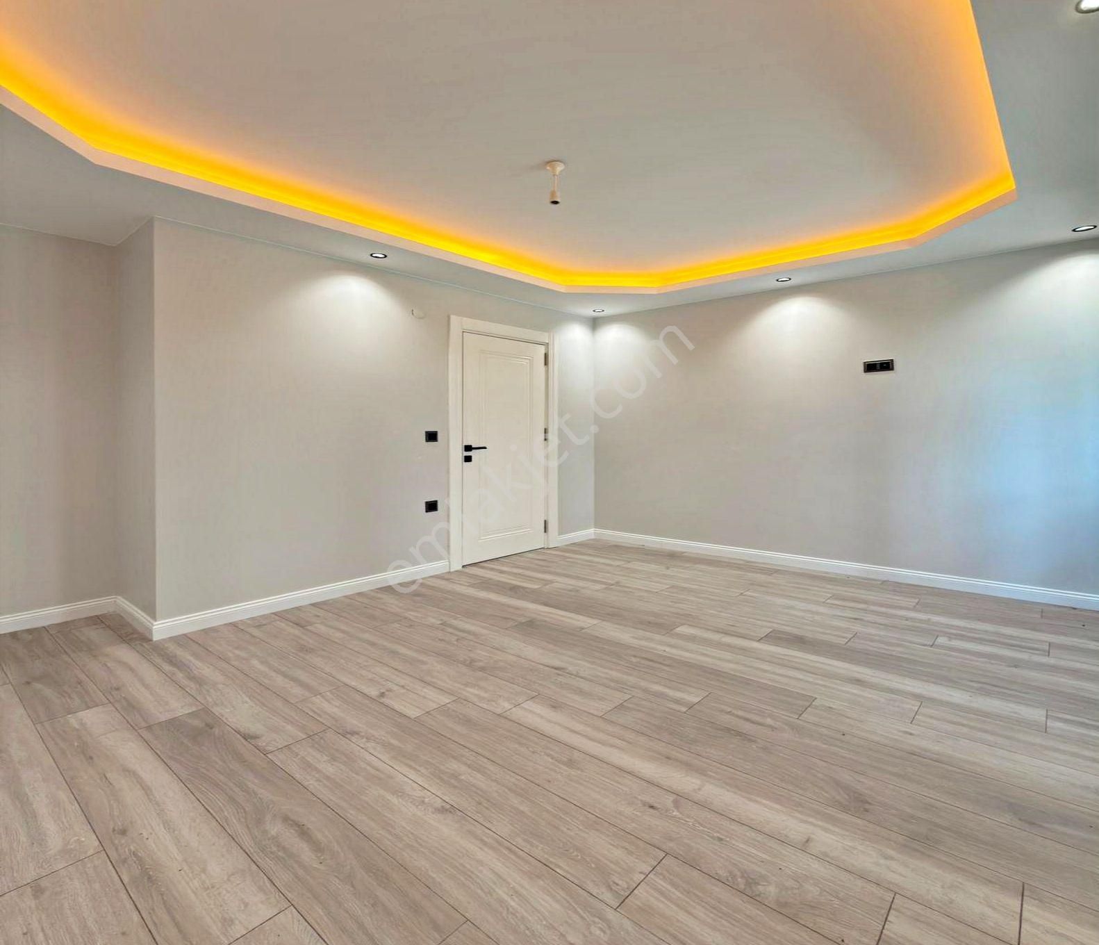 Beylikdüzü Marina Yanı Villa Tadında Bahçeli Satılık Daire - Görsel 13