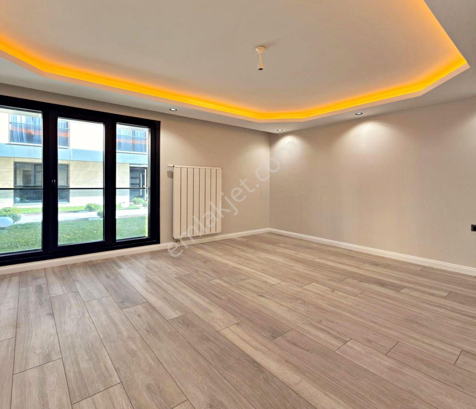 Beylikdüzü Marina Yanı Villa Tadında Bahçeli Satılık Daire - Görsel 10