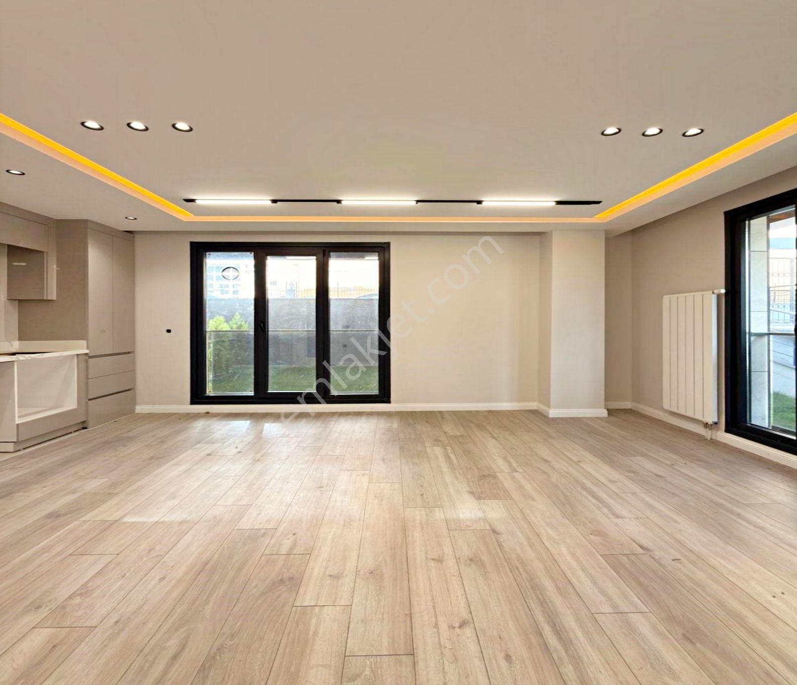 Beylikdüzü Marina Yanı Villa Tadında Bahçeli Satılık Daire - Görsel 5