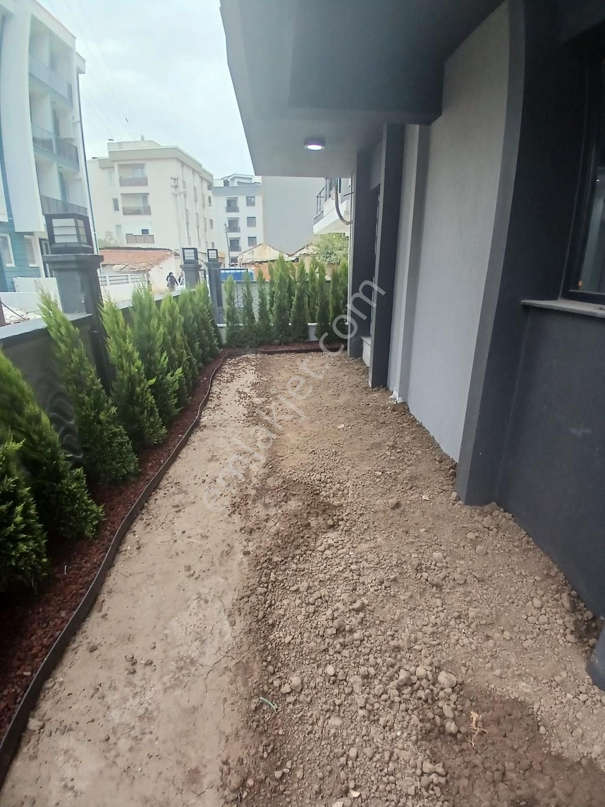 Seyrek Bakırçay Mevki Bireysel Bahçeli Ön Cephe Kira Garantili - Görsel 24