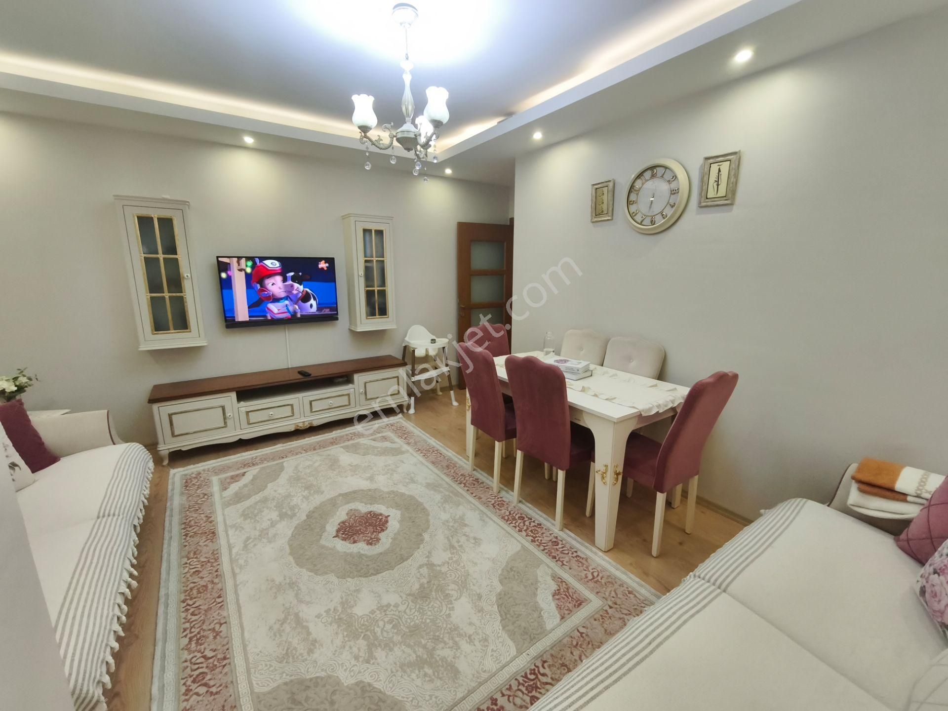 G.o.paşa Merkez 2+1 / 90m2 / 4.kat / 8 Yıllık Binada / Asansörlü Daire - Görsel 3