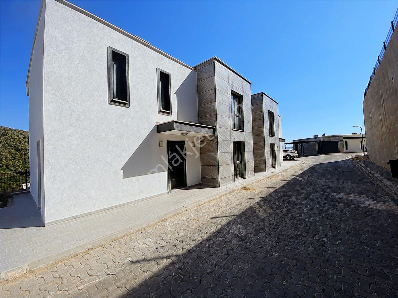 Özel Plajlı Sitede Orman Ve Deniz Manzaralı Daire | Tekce - Görsel 12