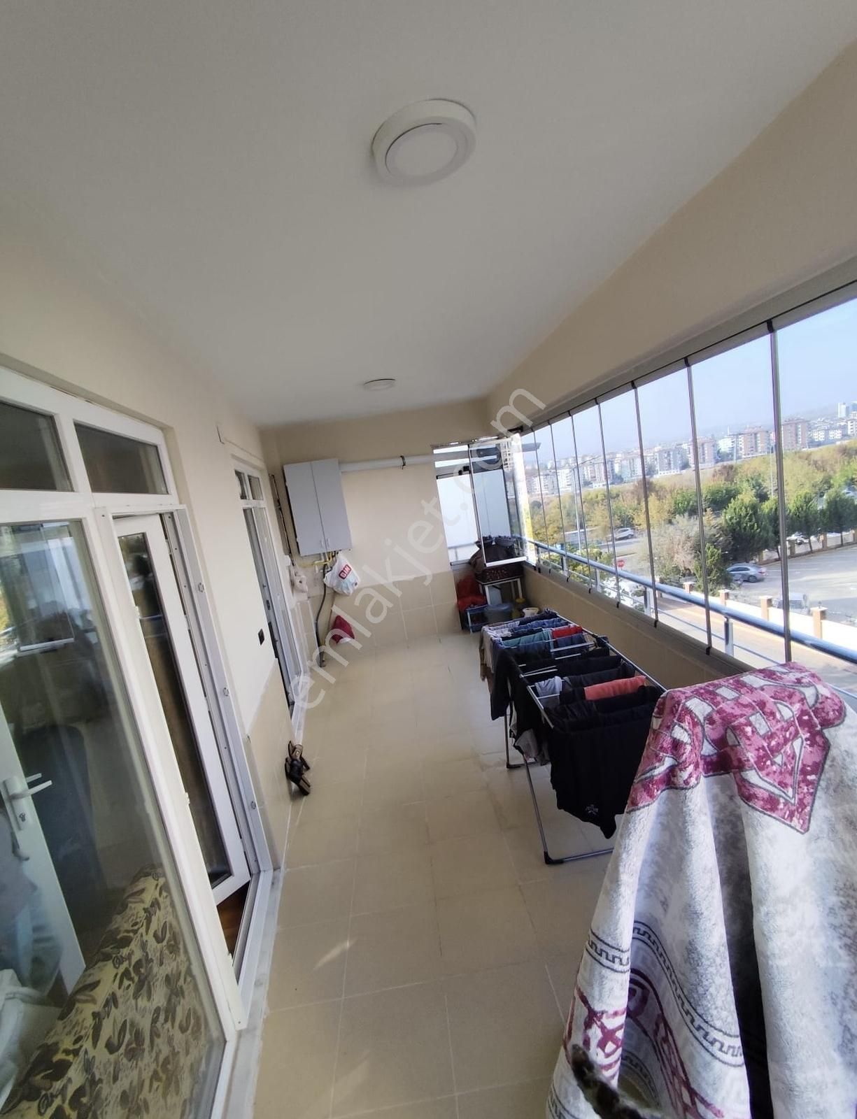 Şahintepe Mah. Nezih Site İçerisnde Satılık Geniş 4+1 Daire - Görsel 35
