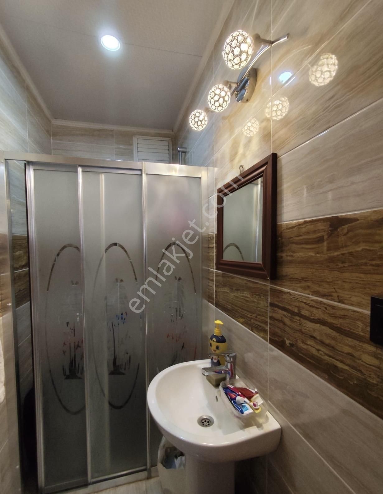 Şahintepe Mah. Nezih Site İçerisnde Satılık Geniş 4+1 Daire - Görsel 28