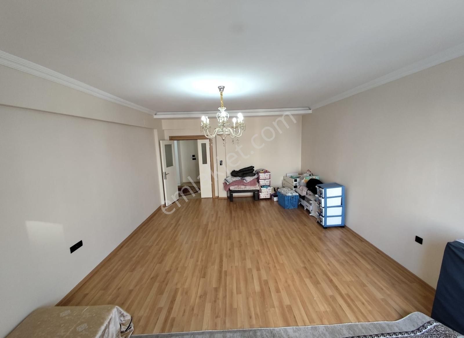 Şahintepe Mah. Nezih Site İçerisnde Satılık Geniş 4+1 Daire - Görsel 5