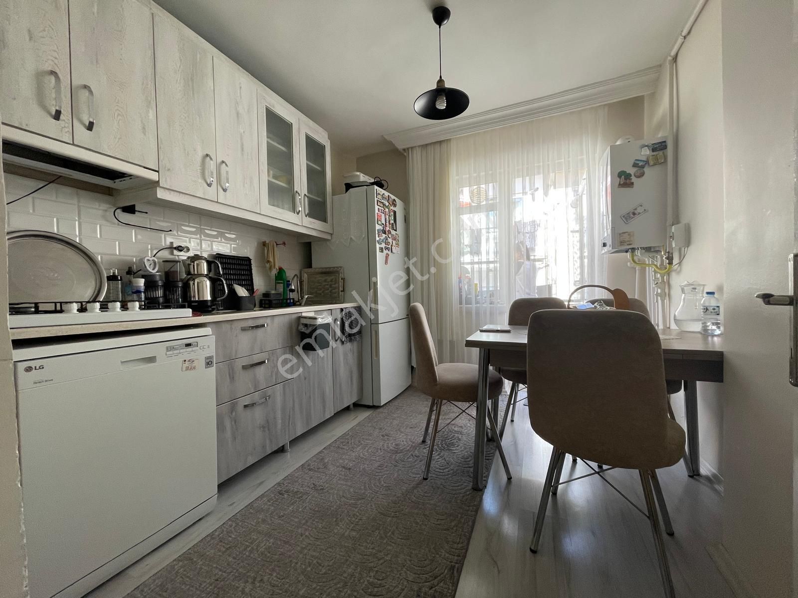 Esertepe Mahallesinde 3+1 Full Yapılı Daire - Görsel 2