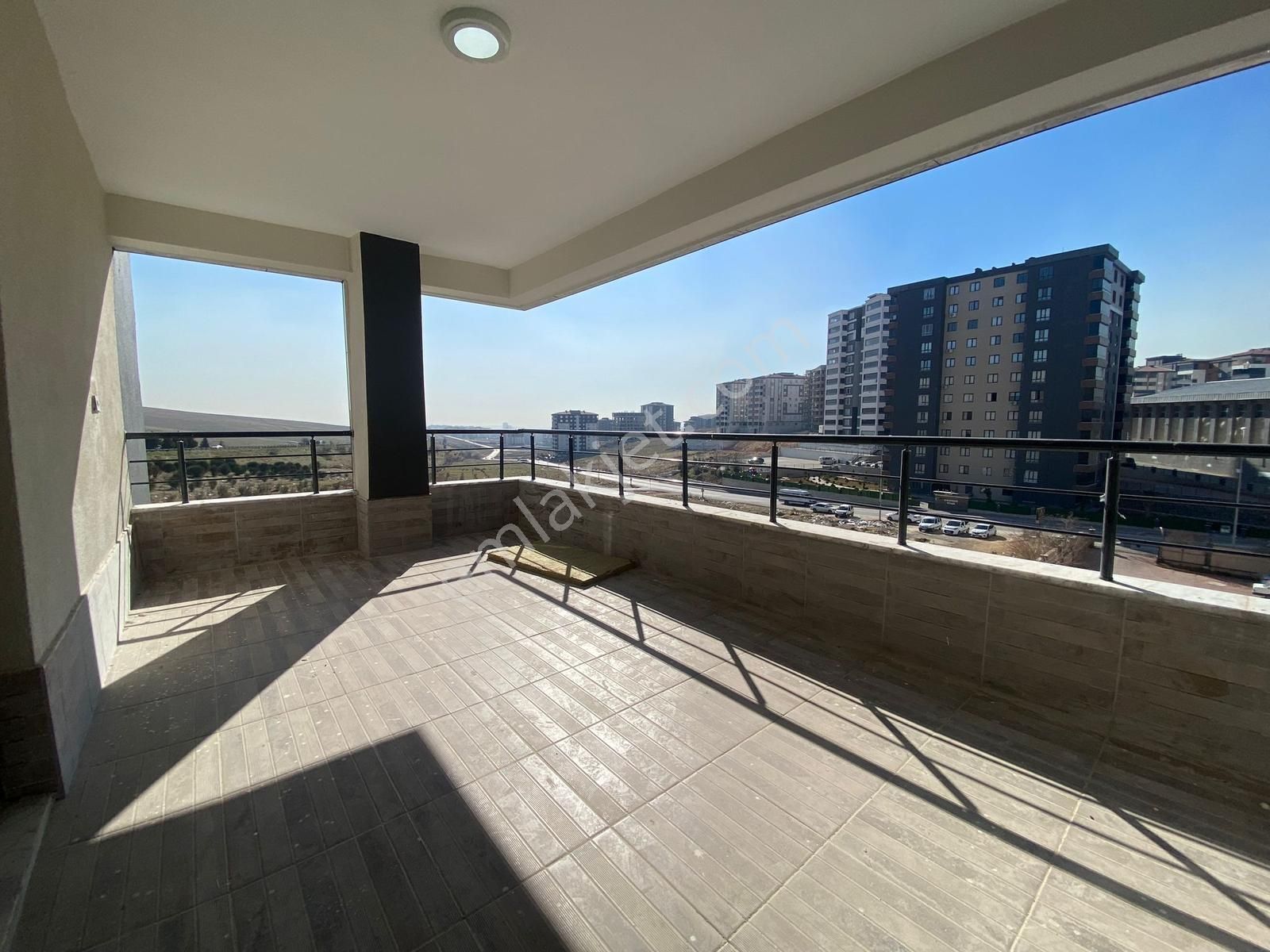 Alpaslan'da Yerden Isıtma 2025 Teslimli Satılık 3+1 Daire - Görsel 9