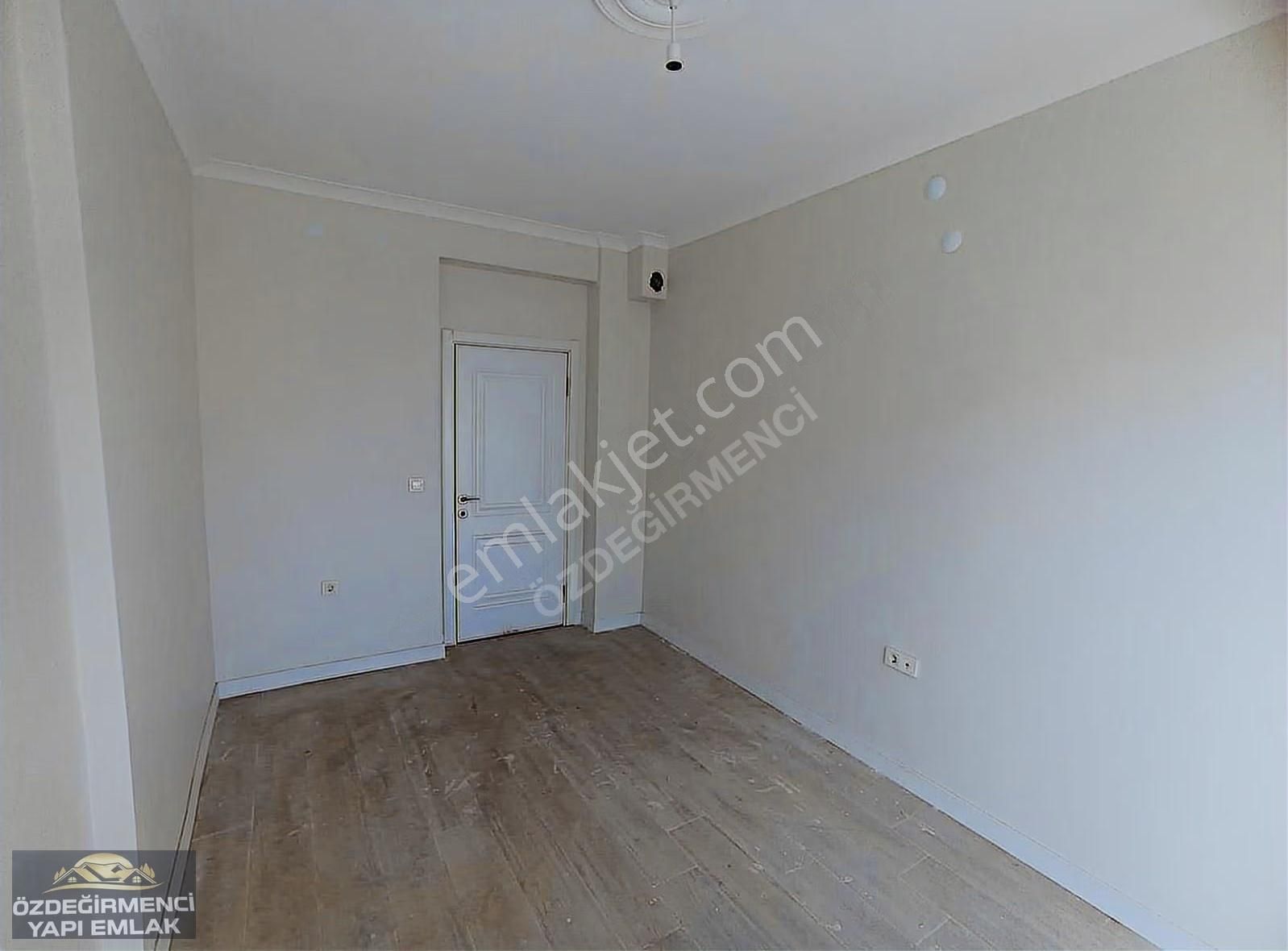 Özdeğirmenci Yapı-emlaktan Satılık Bahçenizam Özel Garajlı 3+1 - Görsel 17