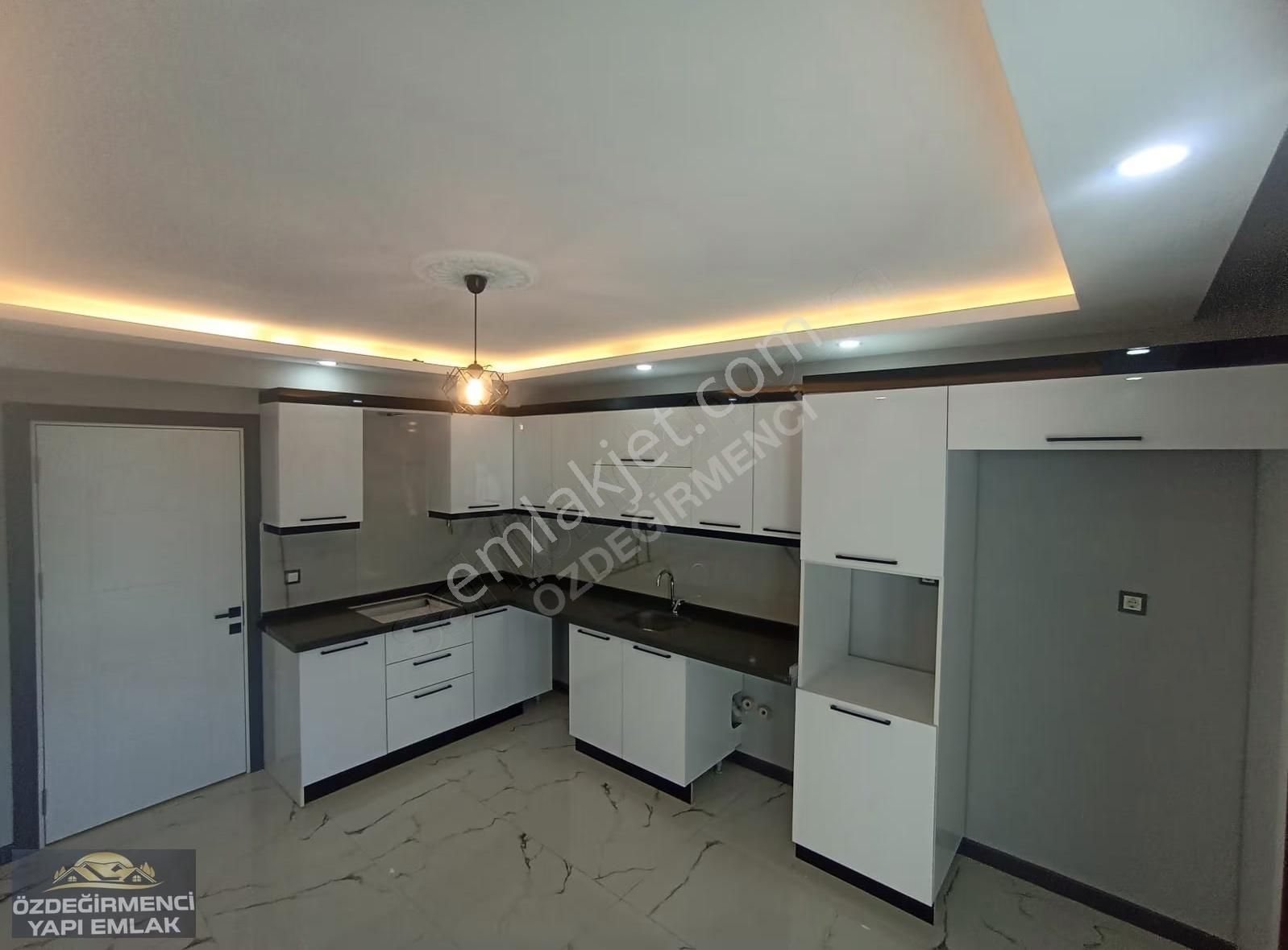 Öz Değirmenci Yapı-emlaktan Satılık Çamlıca Mh 165 M2 3+1 Ler - Görsel 16