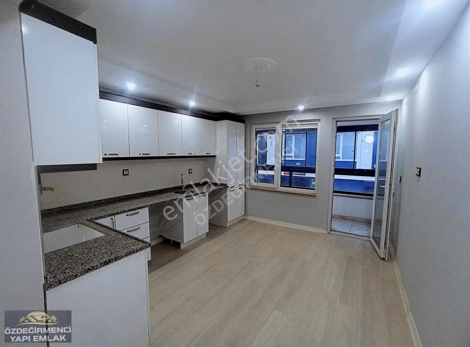 Özdeğirmenci Yapı Emlaktan Satılık 145 M2 3+1