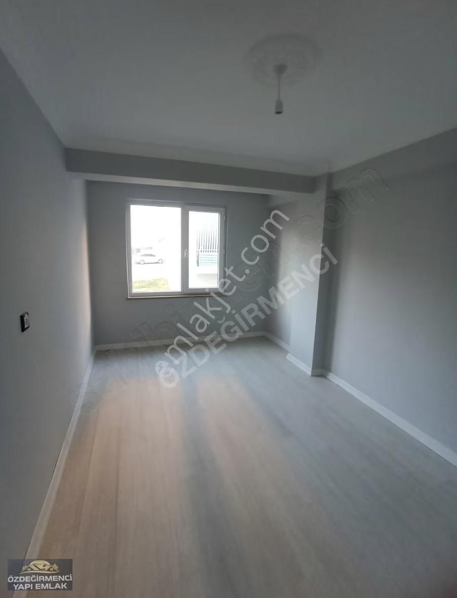 Özdeğirmenci Yapı Emlaktan Satılık 145 M2 3+1 - Görsel 8