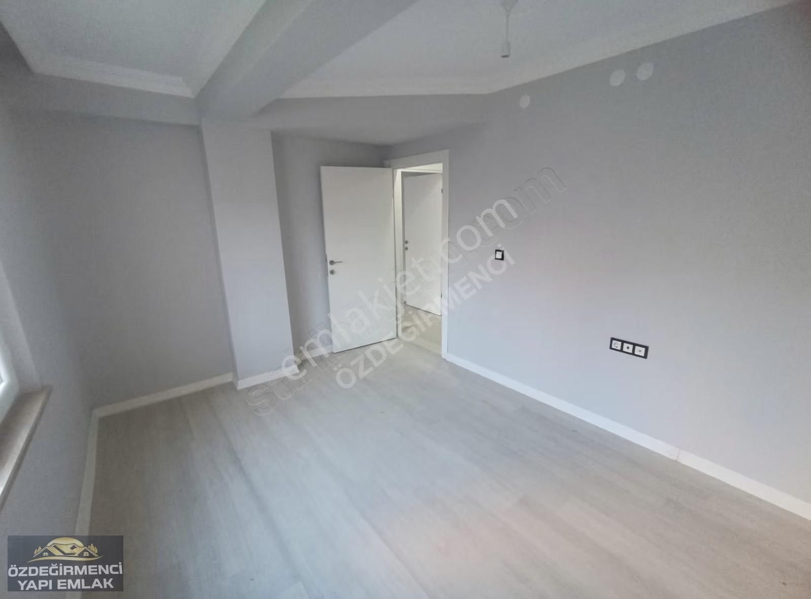 Özdeğirmenci Yapı Emlaktan Satılık 145 M2 3+1 - Görsel 16