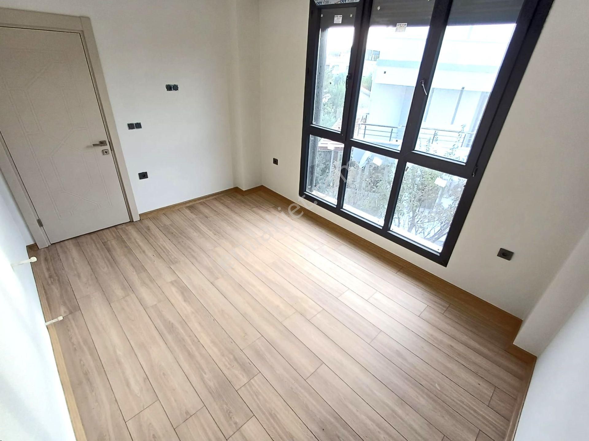 Burhaniye Ören'de Aygülden Sıfır Site İçi,havuzlu,bağımsız,teraslı Yerden Isıtmalı 3+1 Satılık Villa - Görsel 21