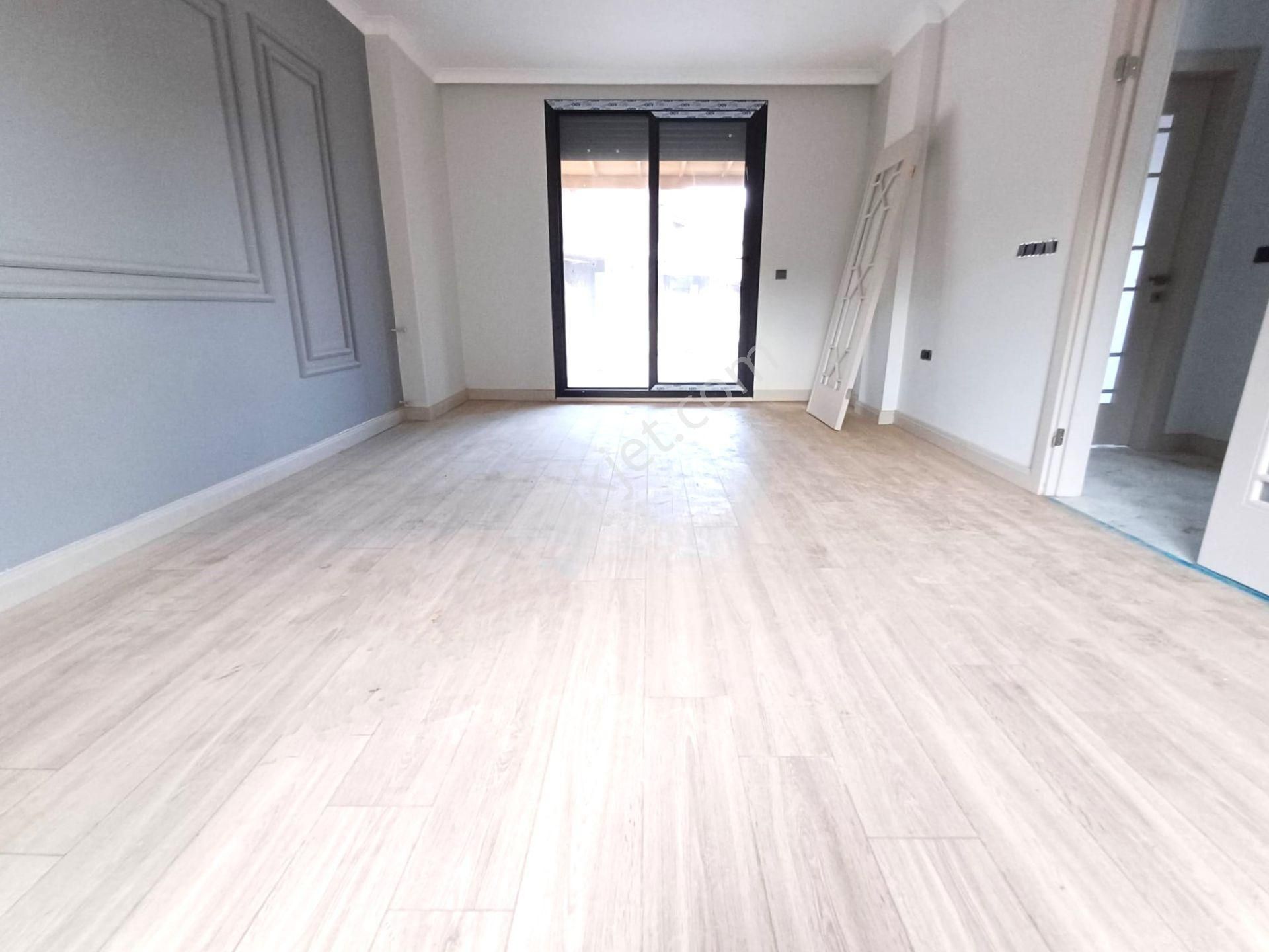 Burhaniye Ören'de Aygülden Sıfır Site İçi,havuzlu,bağımsız,teraslı Yerden Isıtmalı 3+1 Satılık Villa - Görsel 11