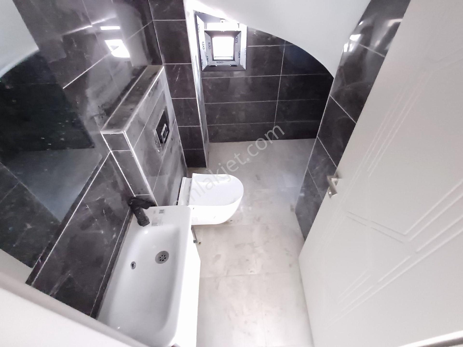 Burhaniye Ören'de Aygülden Sıfır Site İçi,havuzlu,bağımsız,teraslı Yerden Isıtmalı 3+1 Satılık Villa - Görsel 14