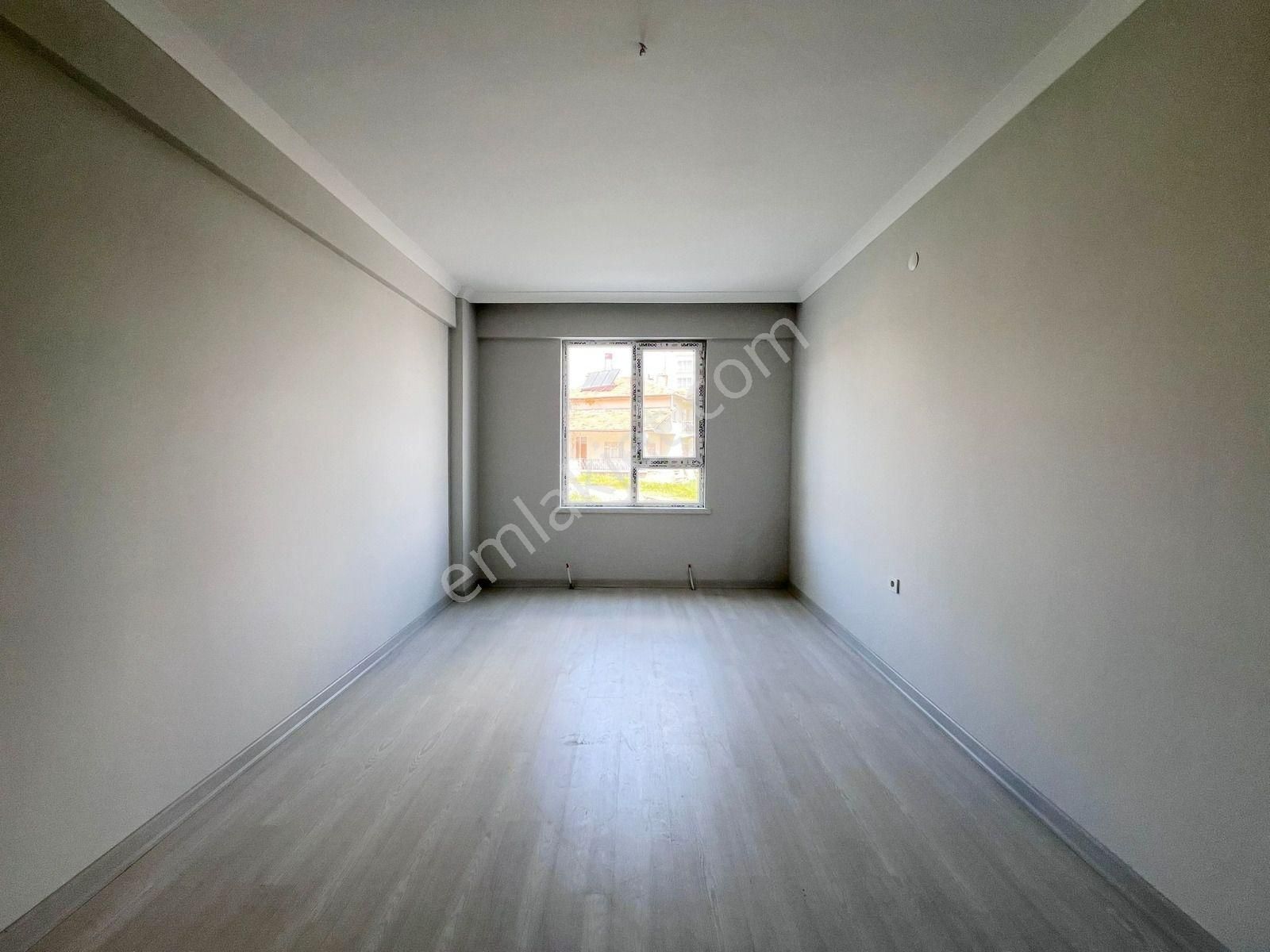 Öz Maşallah Dan Sakin Sokakta Modern 3+1 Ev Sıfırr - Görsel 8