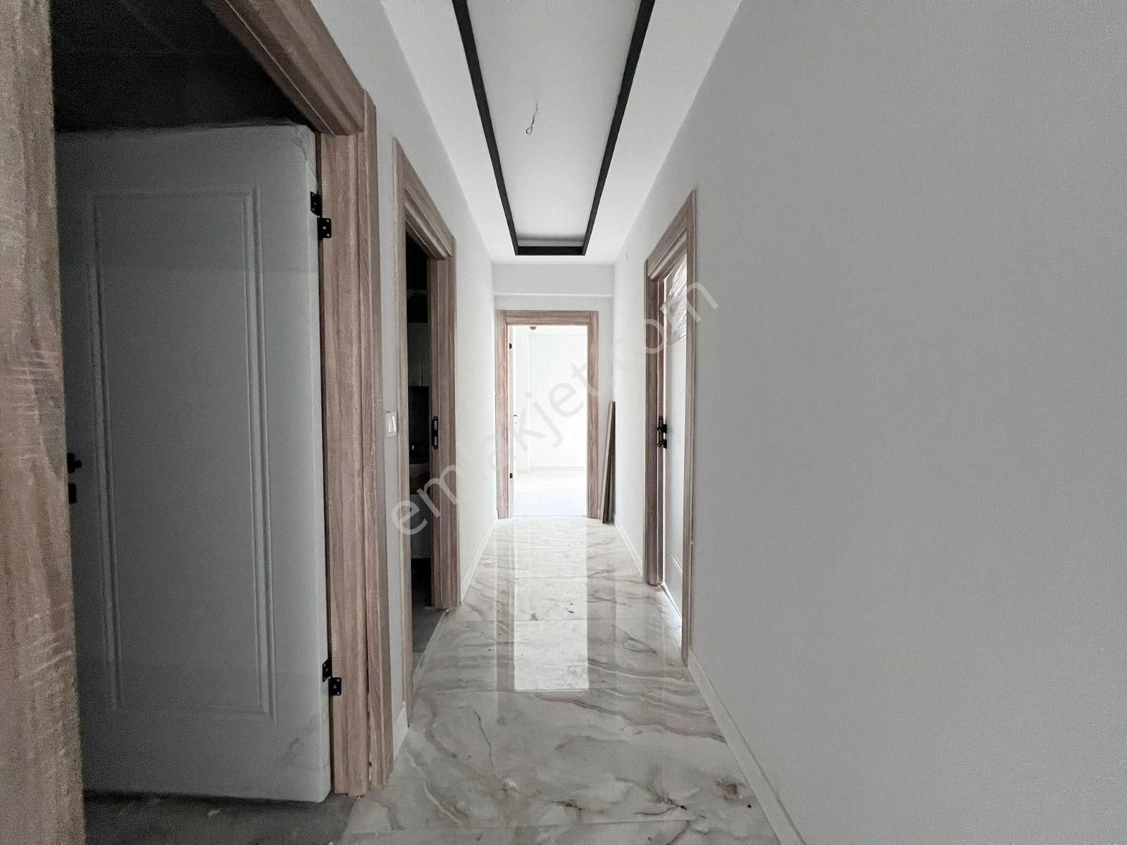 Öz Maşallah Dan Sakin Sokakta Modern 3+1 Ev Sıfırr - Görsel 11