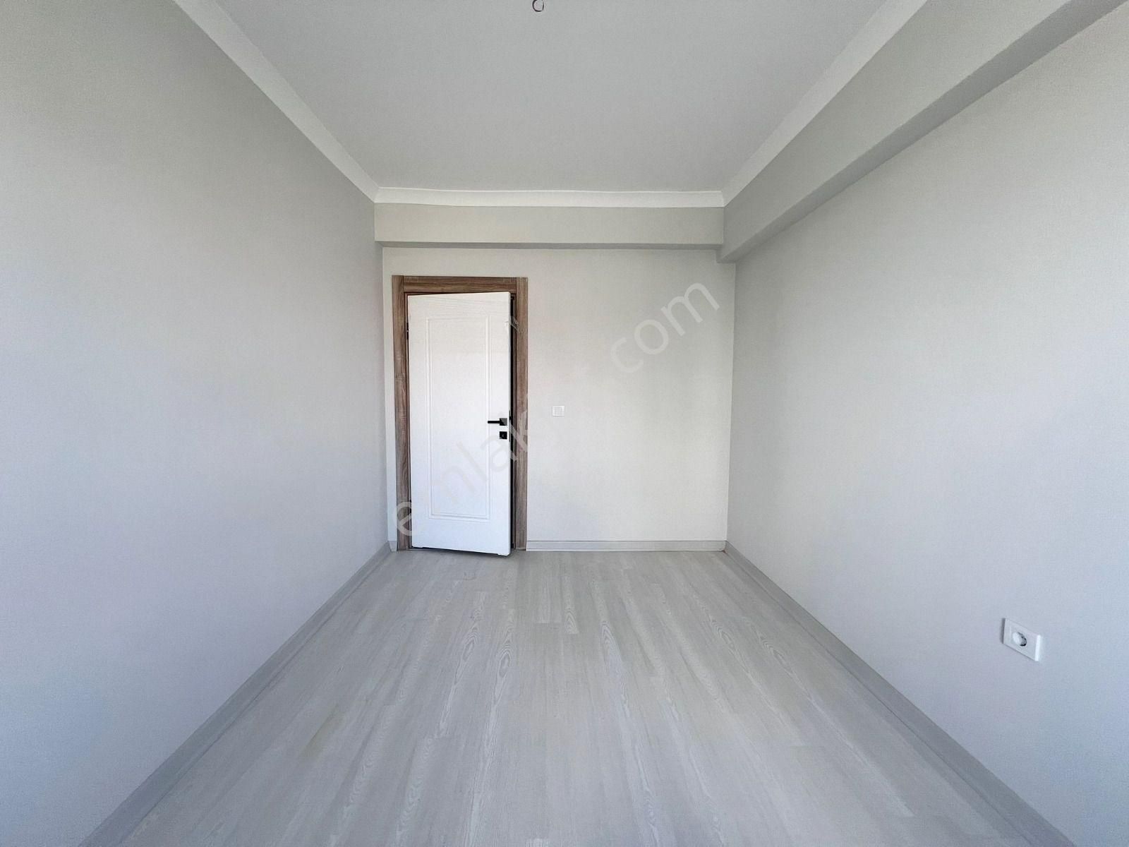Öz Maşallah Dan Sakin Sokakta Modern 3+1 Ev Sıfırr - Görsel 17