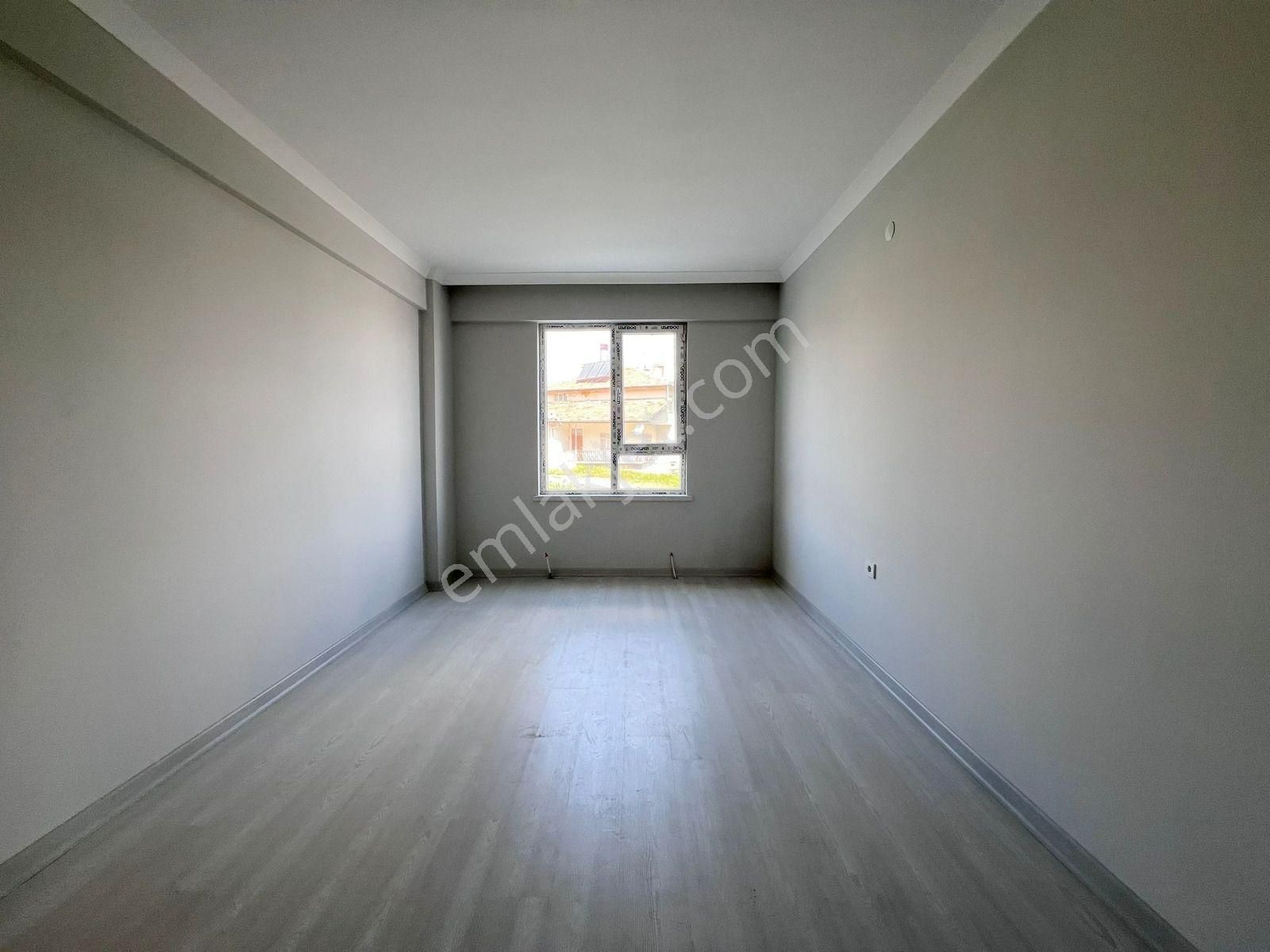 Öz Maşallah Dan Sakin Sokakta Modern 3+1 Ev Sıfırr - Görsel 22