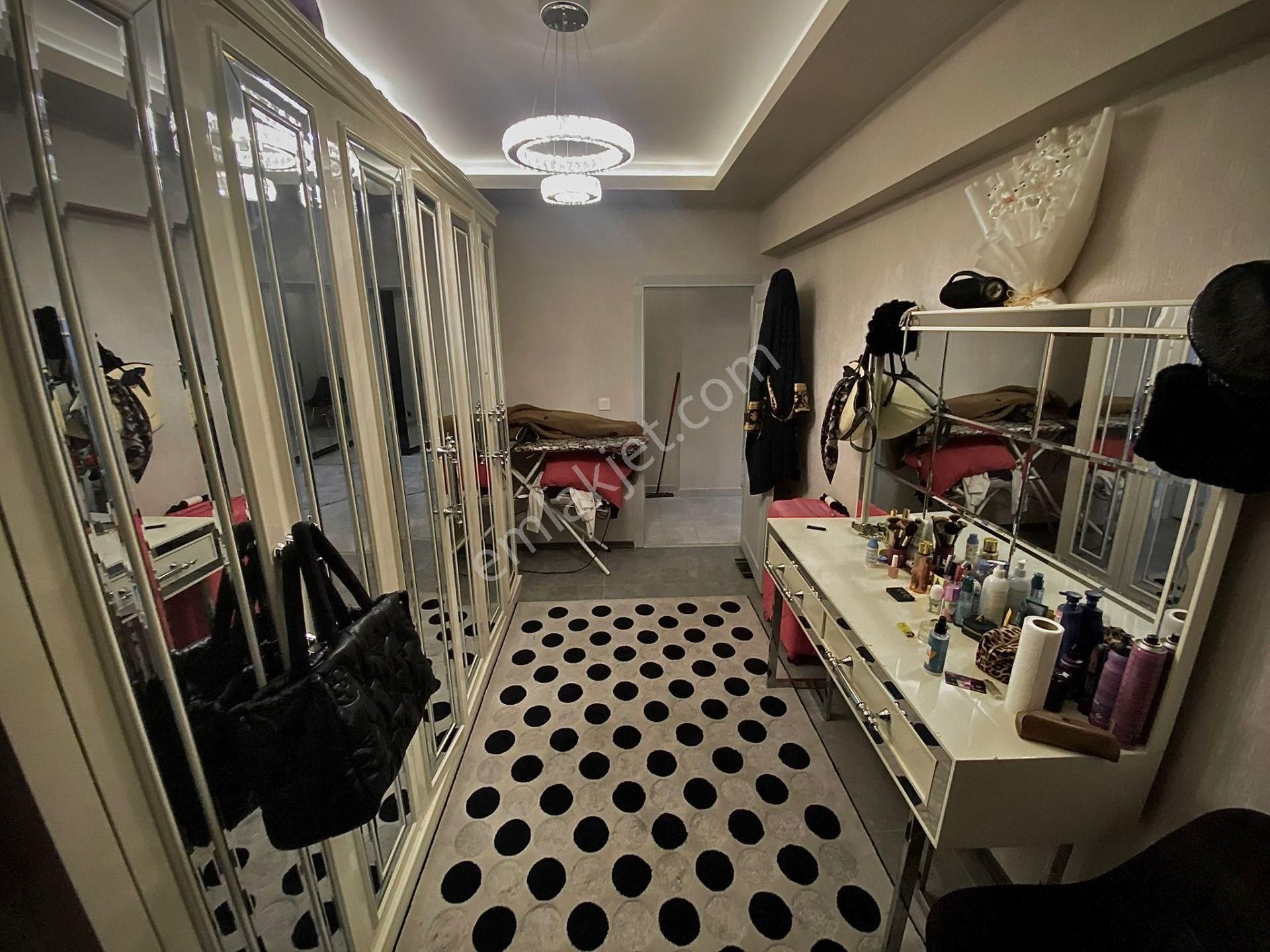 Yayla Mah. Seyitler Caddesinde Lüks Yapılı 3+1 Satılık Daire - Görsel 15