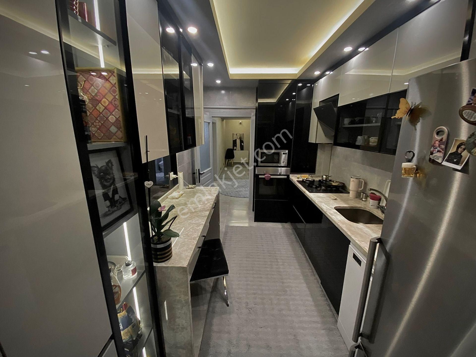 Yayla Mah. Seyitler Caddesinde Lüks Yapılı 3+1 Satılık Daire - Görsel 2