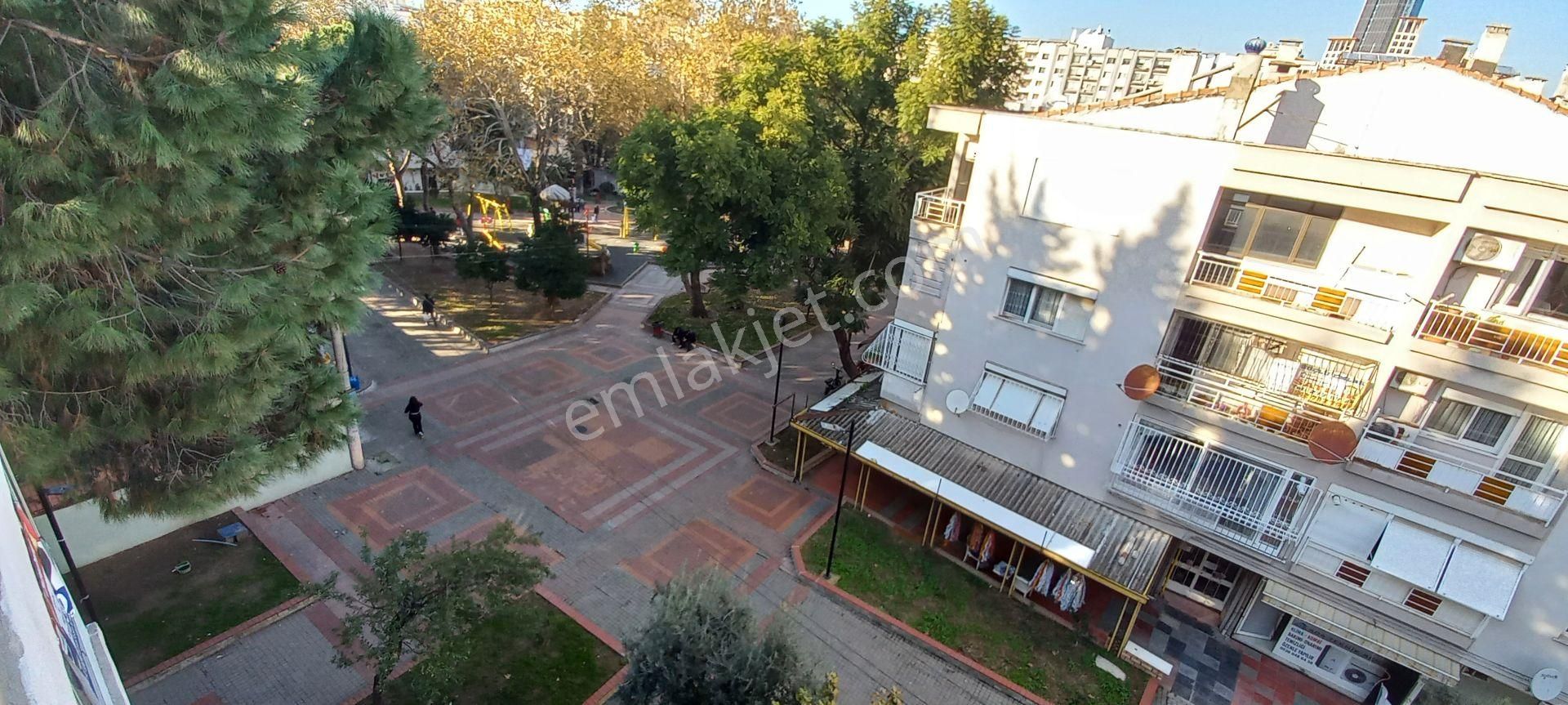 Üçkuyular' Da Ana Caddeye Sahile Çok Yakın Eşyalı Kiralık Daire - Görsel 15