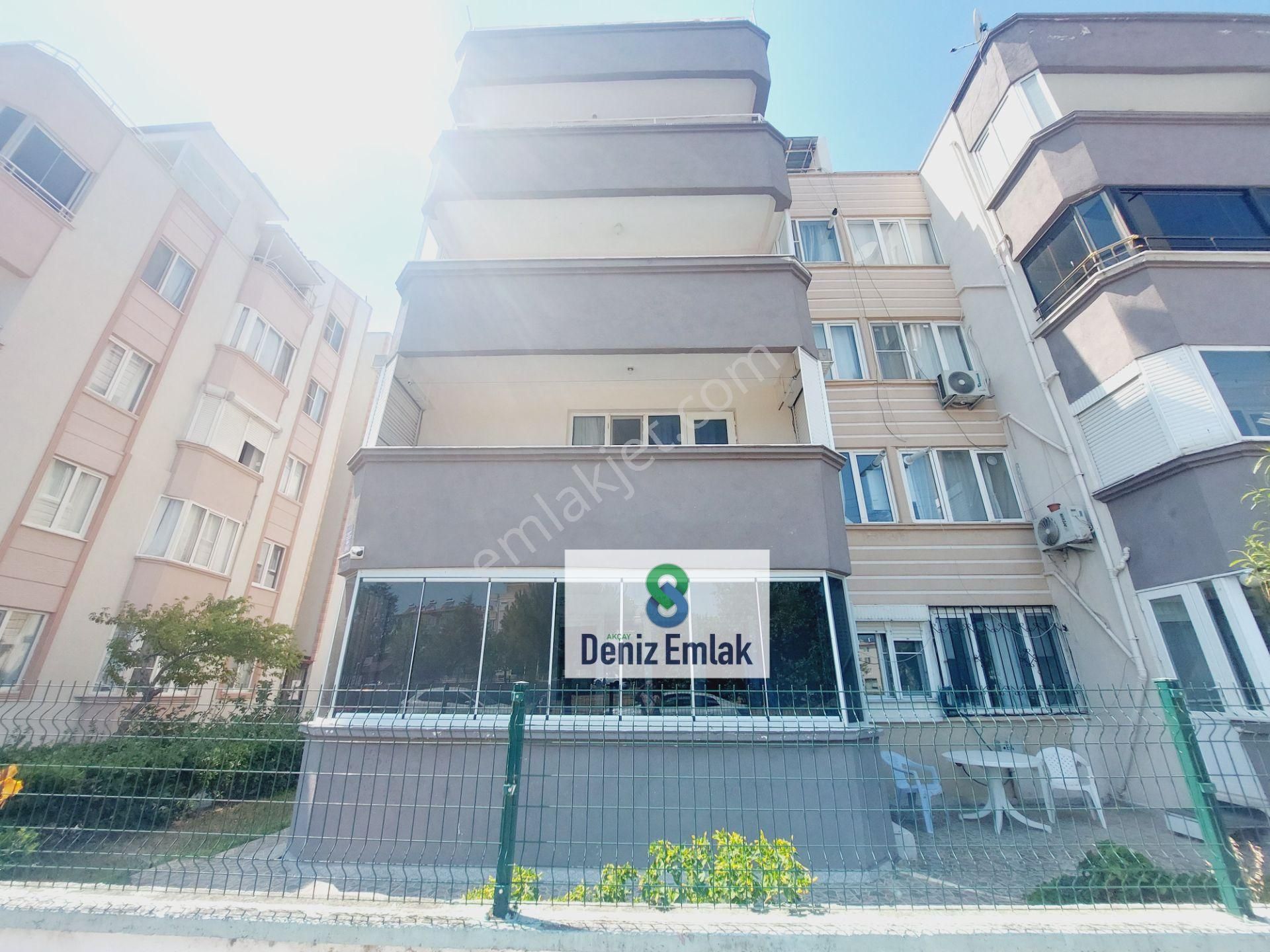 Denizden Akçay Sarıkızda Öncephe Masrafsız Satılık 2+1 Daire.