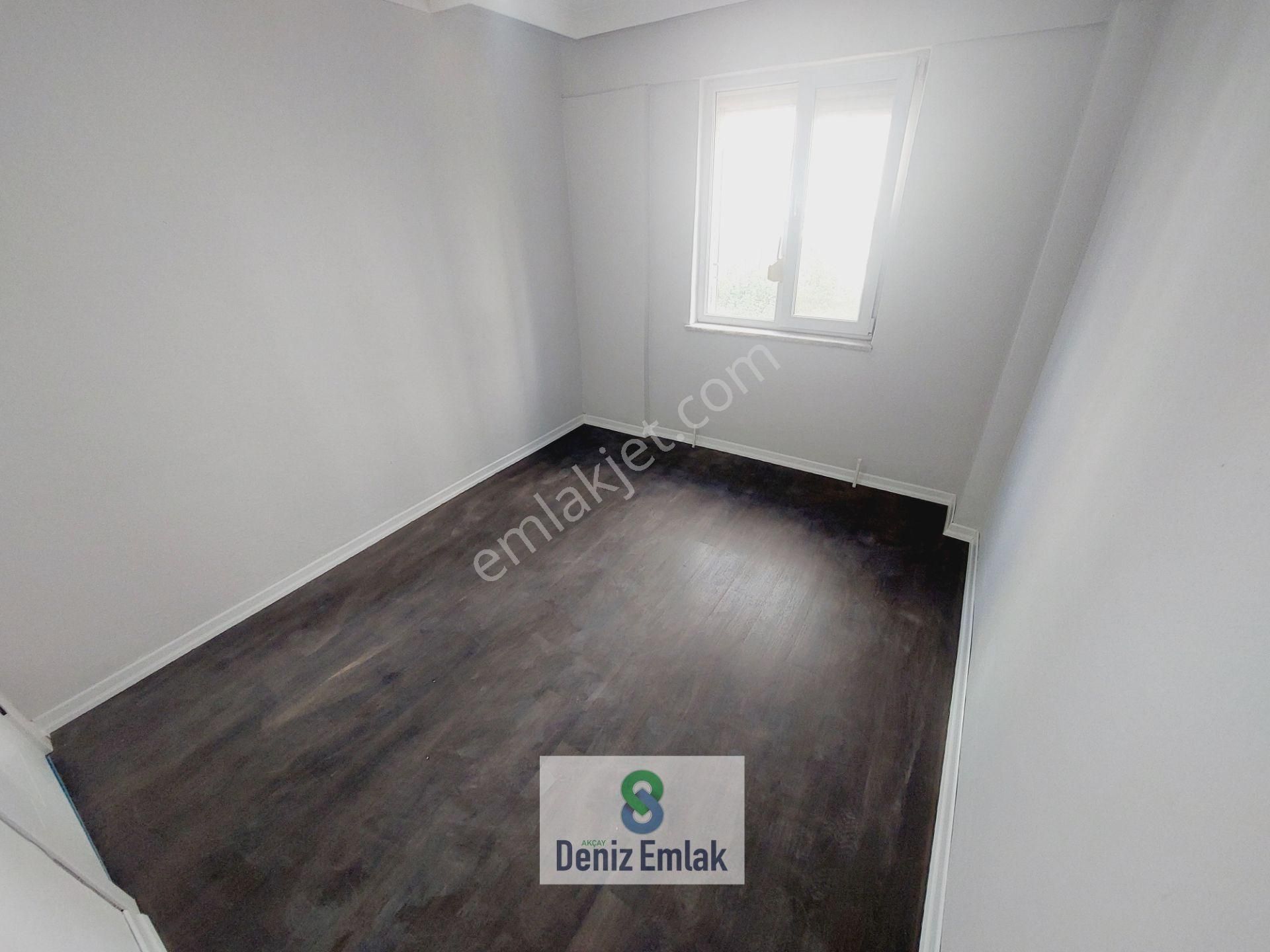 Denizden Akçay Sarıkızda Öncephe Masrafsız Satılık 2+1 Daire. - Görsel 8