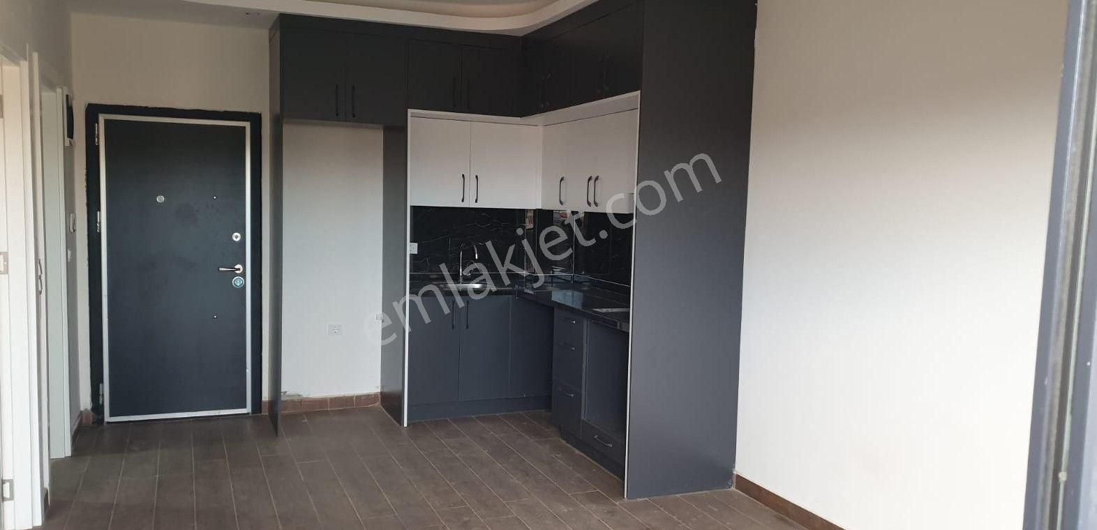 Alanya Oba Mah.aktiviteli Satılık 1+1 Daire - Görsel 4